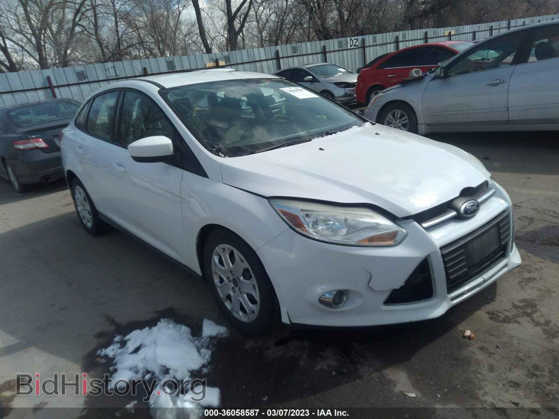 Photo 1FAHP3F24CL429286 - FORD FOCUS 2012