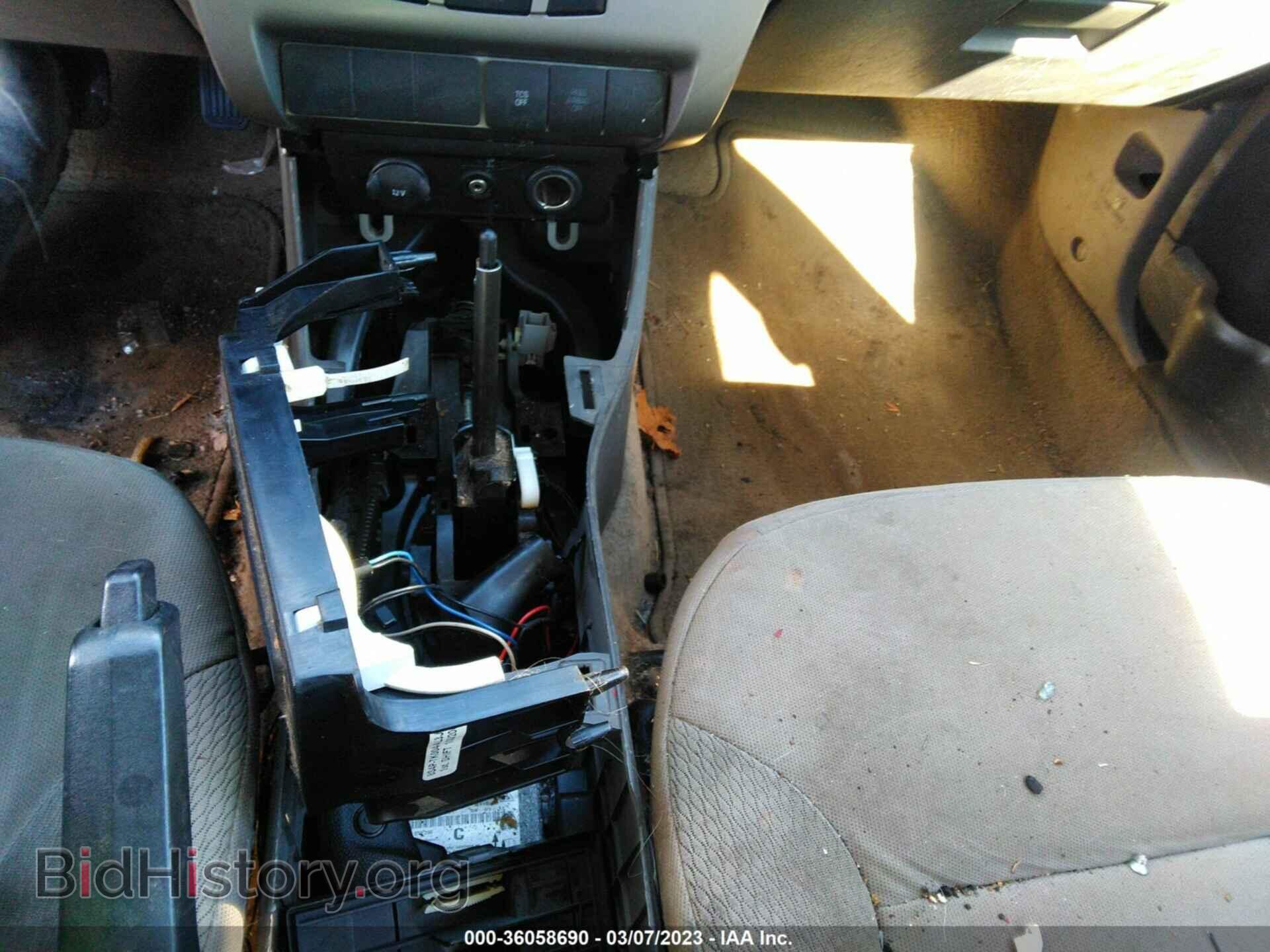 2008 FORD FOCUS - VIN: 1FAHP34N48W196707 - Фото 6