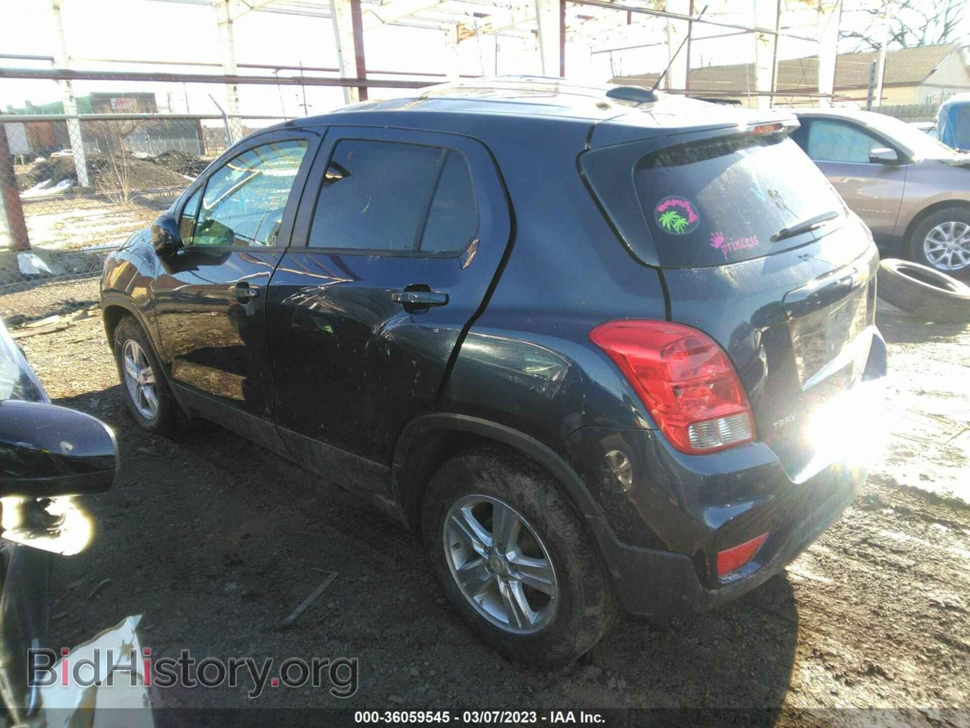 2019 CHEVROLET TRAX - VIN: 3GNCJKSB0KL268600 - Фото 3