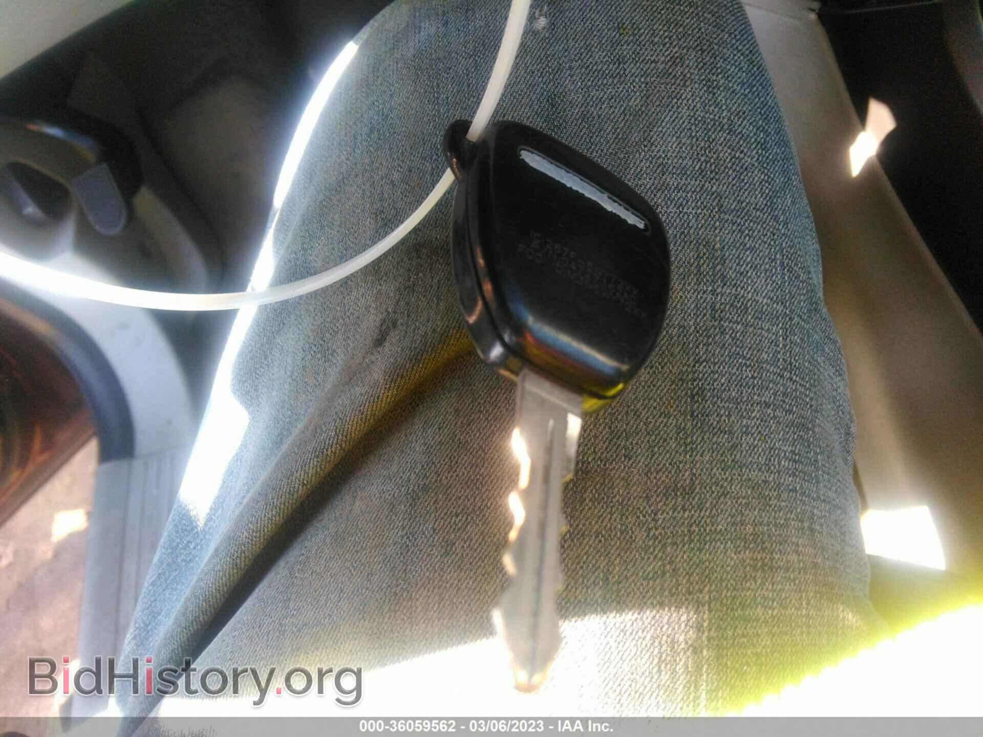 2008 CHRYSLER PACIFICA - VIN: 2A8GM68X08R650299 - Фото 11