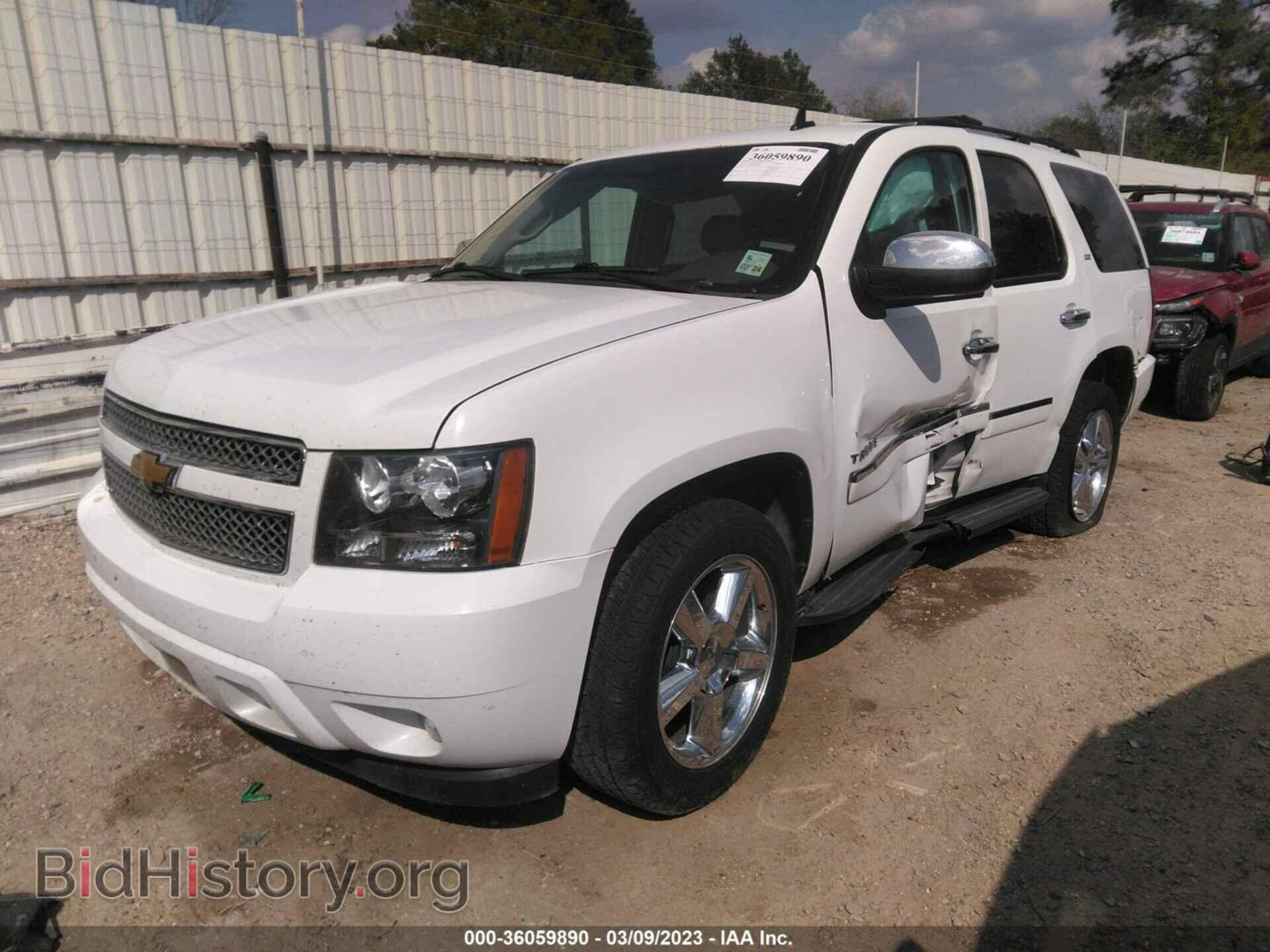 2013 CHEVROLET TAHOE - VIN: 1GNSCCE02DR123740 - Фото 2