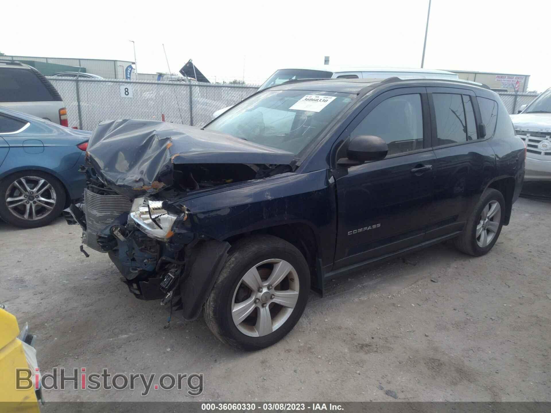 2012 JEEP COMPASS - VIN: 1C4NJCEB3CD634804 - Photo 2