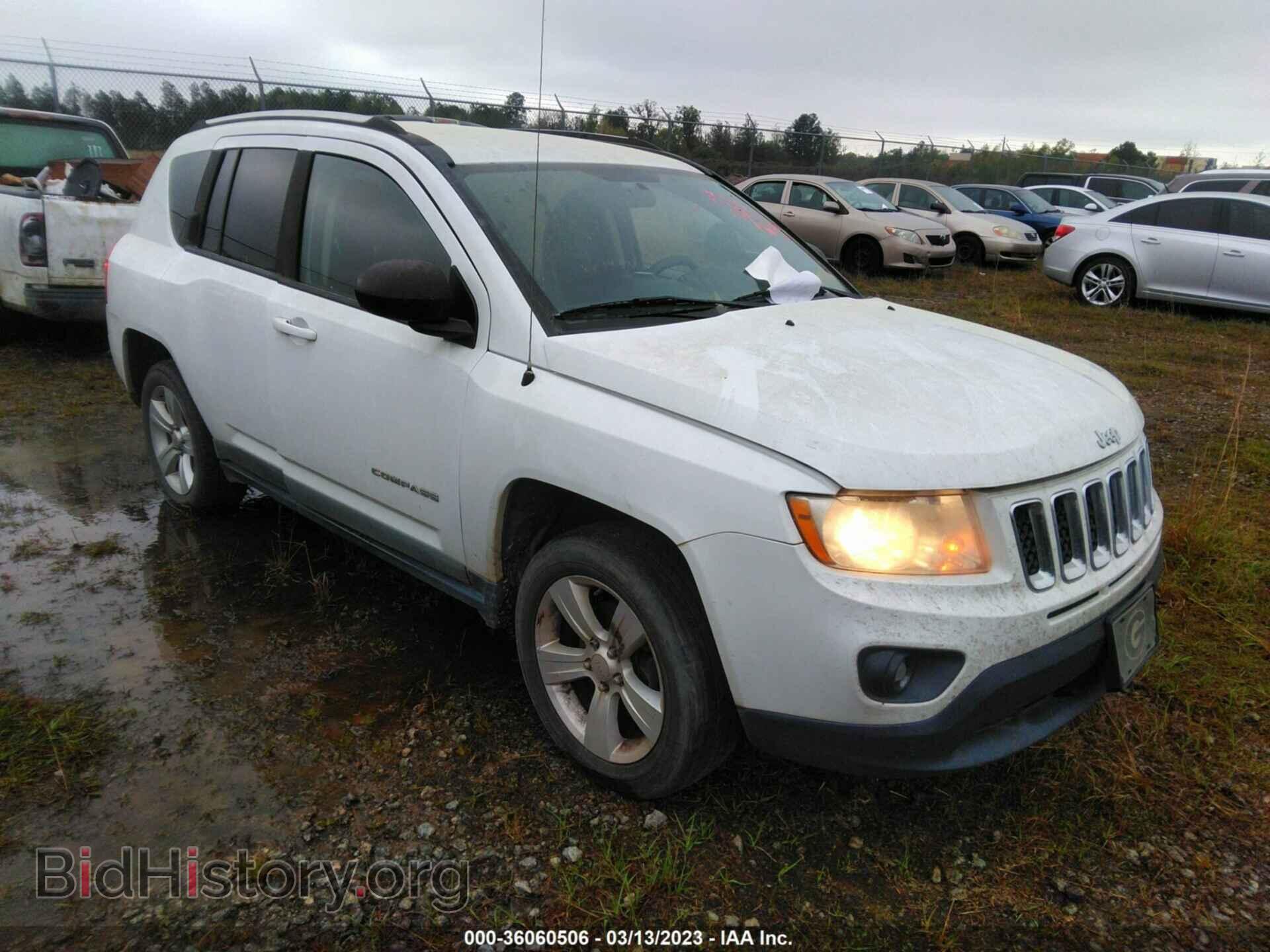 Photo 1J4NT1FB6BD267385 - JEEP COMPASS 2011
