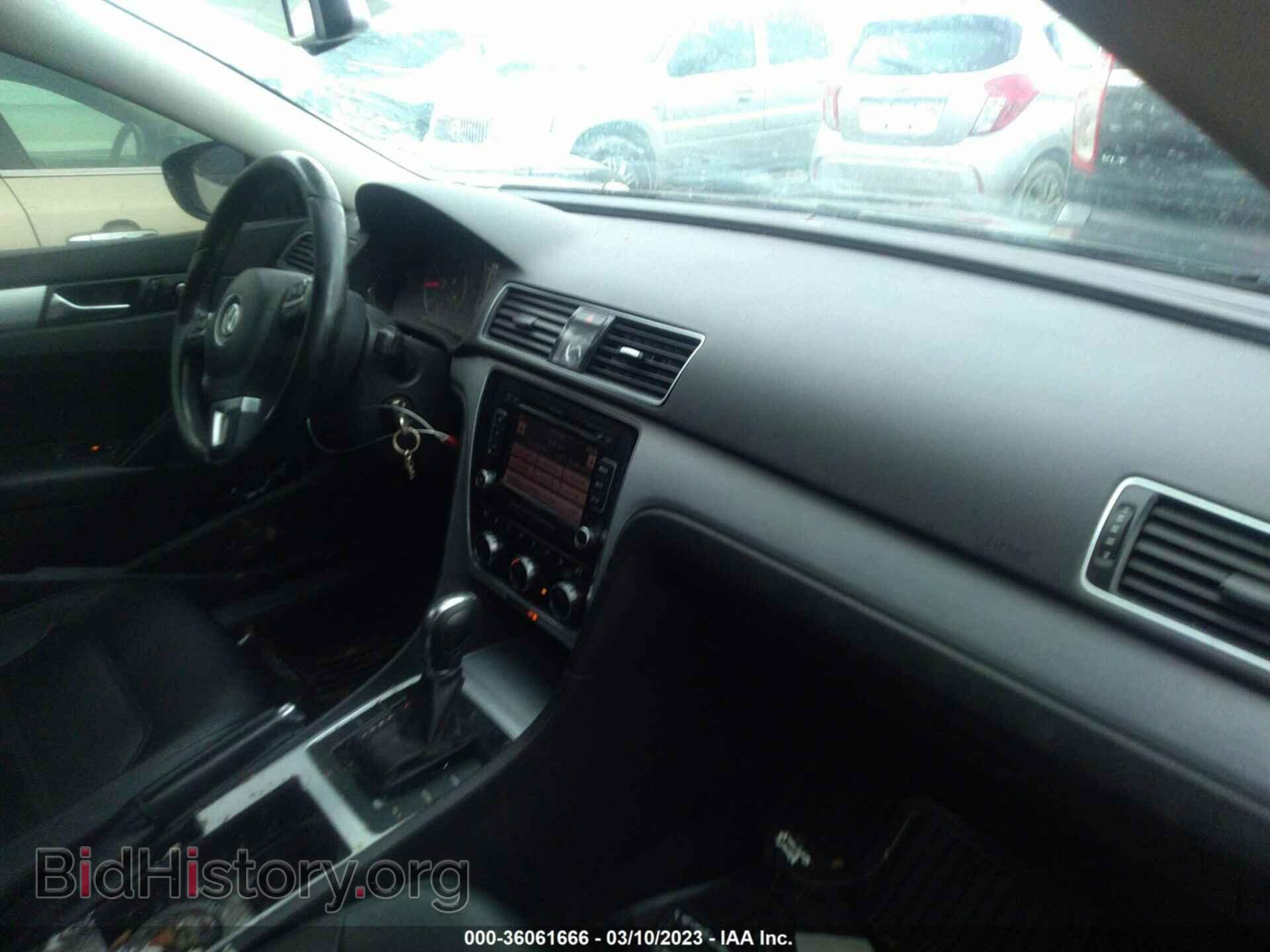 2012 VOLKSWAGEN PASSAT - VIN: 1VWBP7A36CC012031 - Фото 5