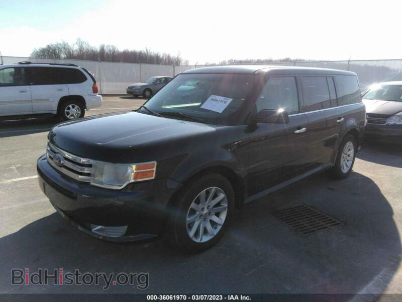 2011 Ford FLEX (VIN 2FMGK5CC0BBD16328) — photo 2 of 11