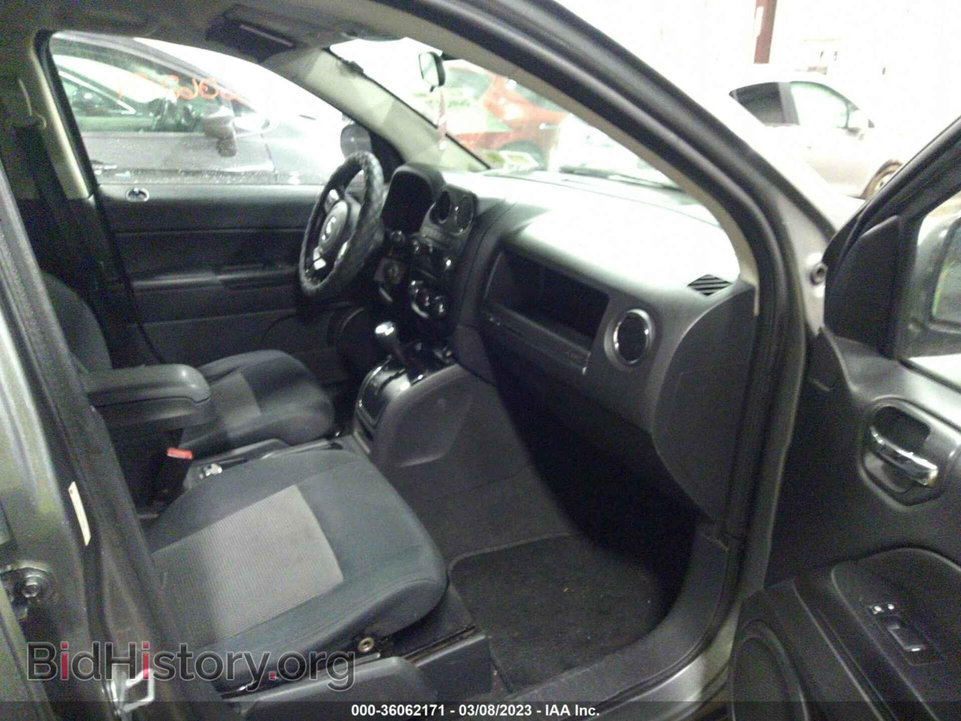 2011 JEEP COMPASS - VIN: 1J4NF1FB0BD230064 - Фото 5