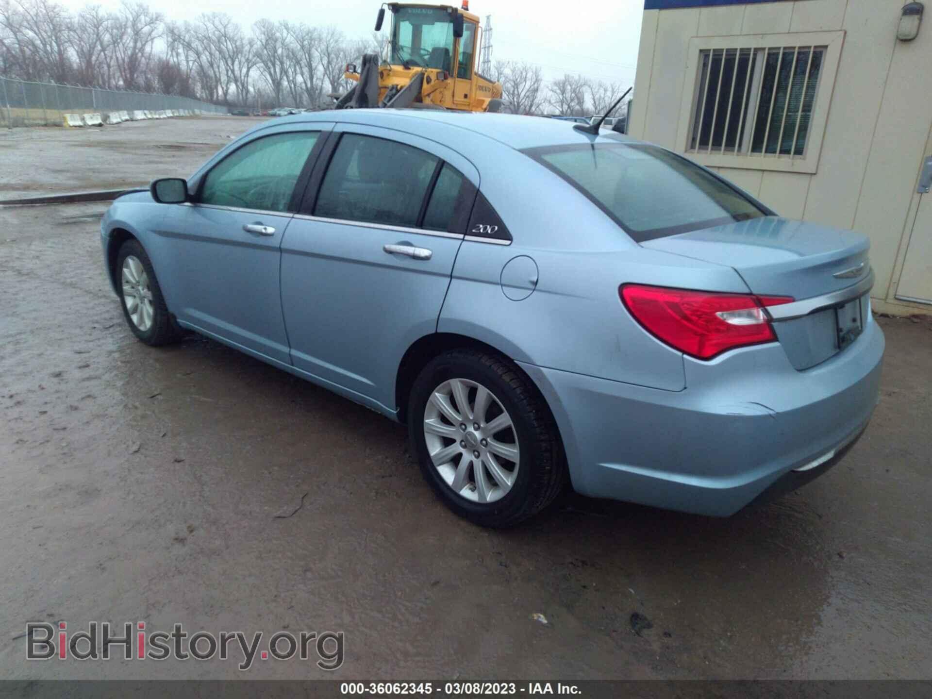 2013 CHRYSLER 200 - VIN: 1C3CCBCG1DN583300 - Photo 3