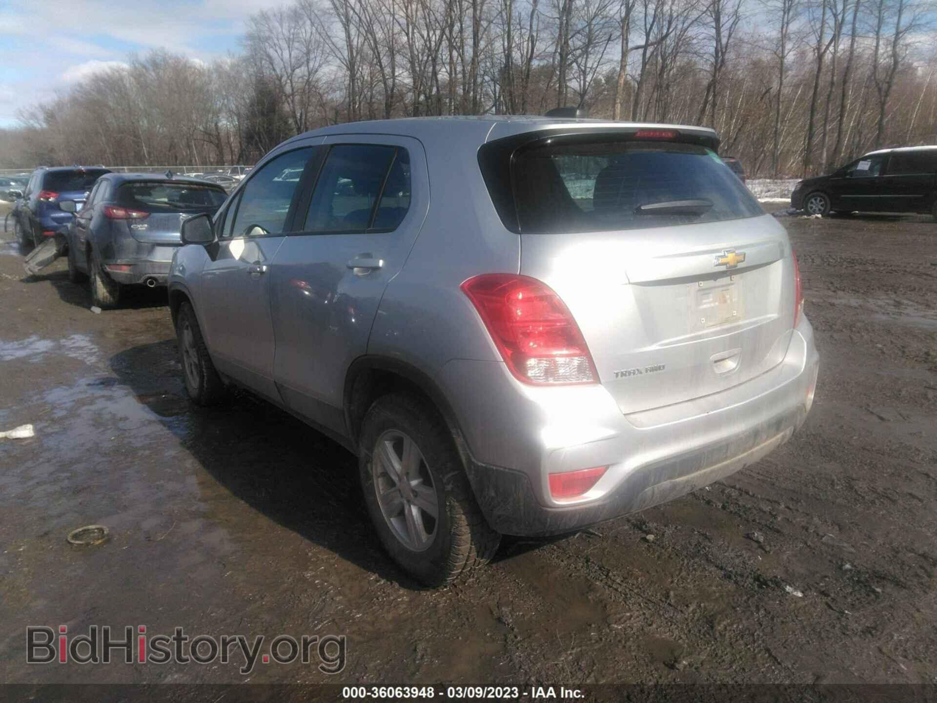 2017 CHEVROLET TRAX - VIN: 3GNCJNSBXHL225506 - Фото 3
