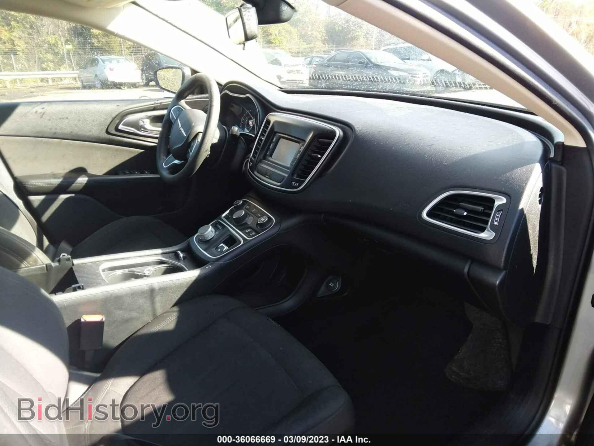 2016 CHRYSLER 200 - VIN: 1C3CCCAB4GN122058 - Photo 5