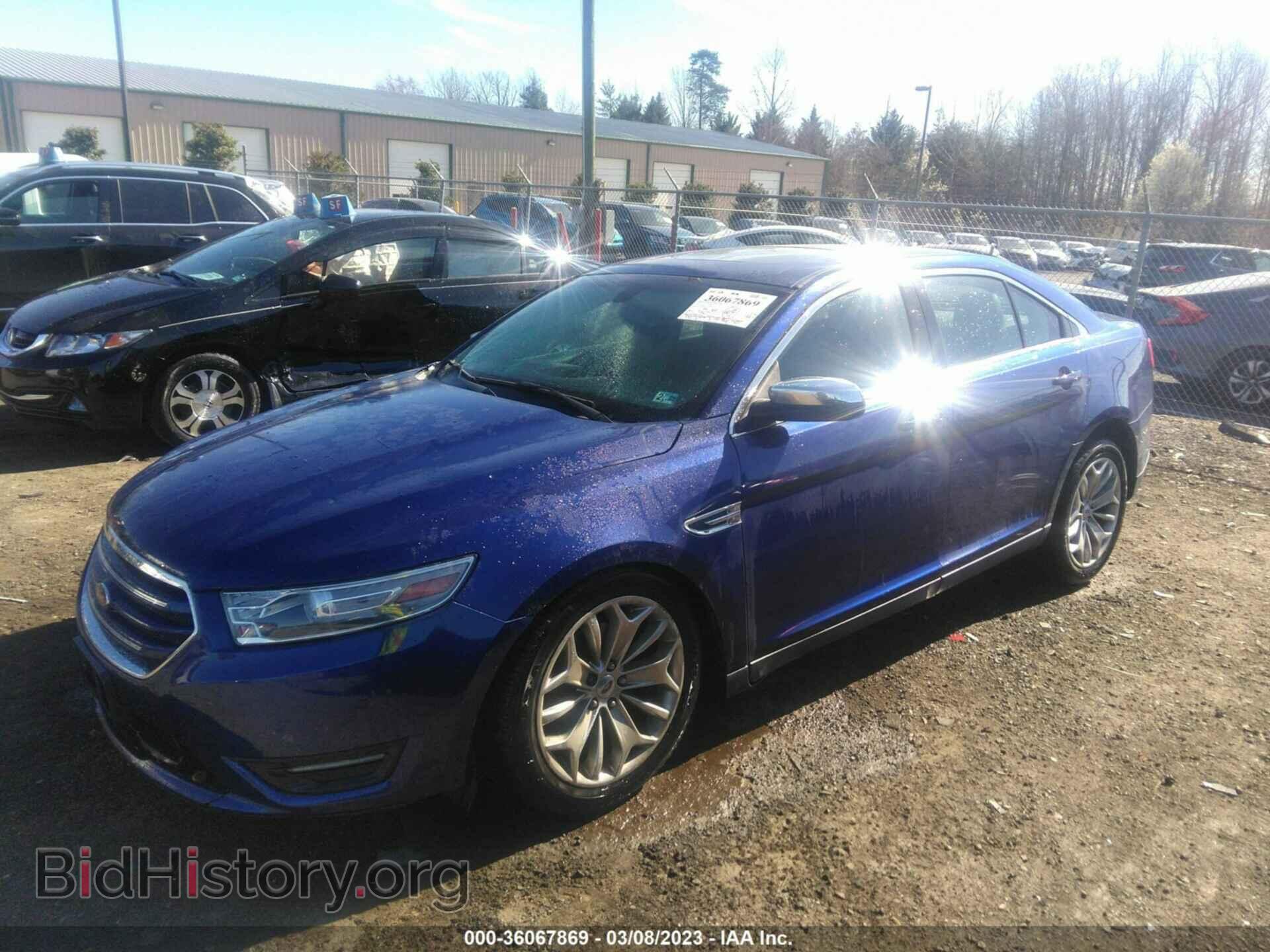 2013 FORD TAURUS - VIN: 1FAHP2F81DG218281 - Фото 2