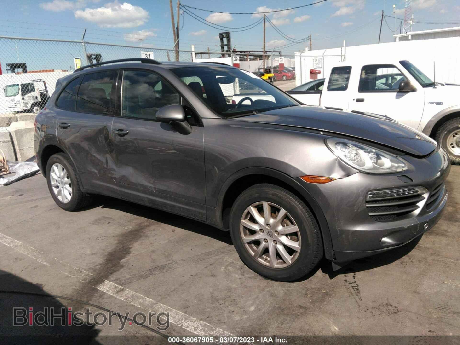 Photo WP1AA2A21BLA09366 - PORSCHE CAYENNE 2011