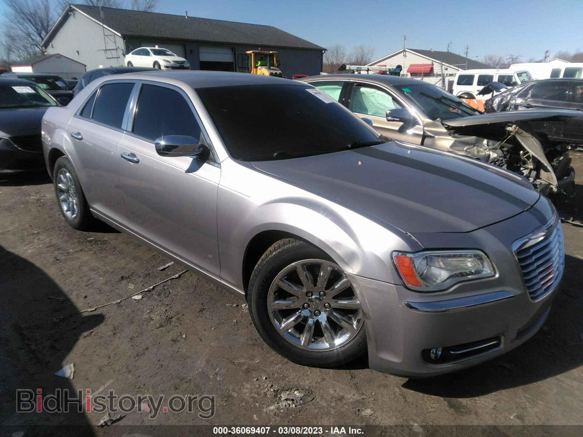 Фотография 2C3CCAET5DH572233 - CHRYSLER 300 2013