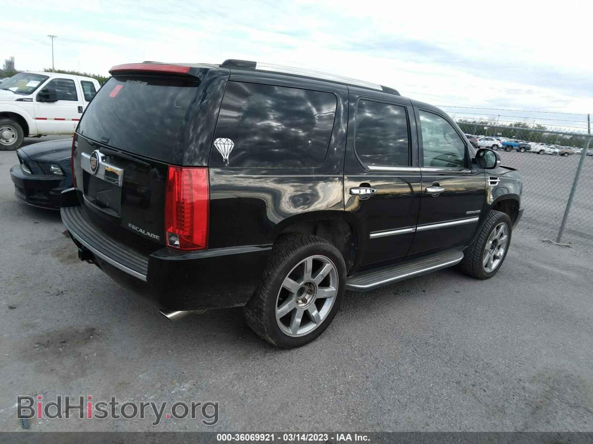 2013 CADILLAC ESCALADE - VIN: 1GYS3BEF5DR344346 - Фото 4