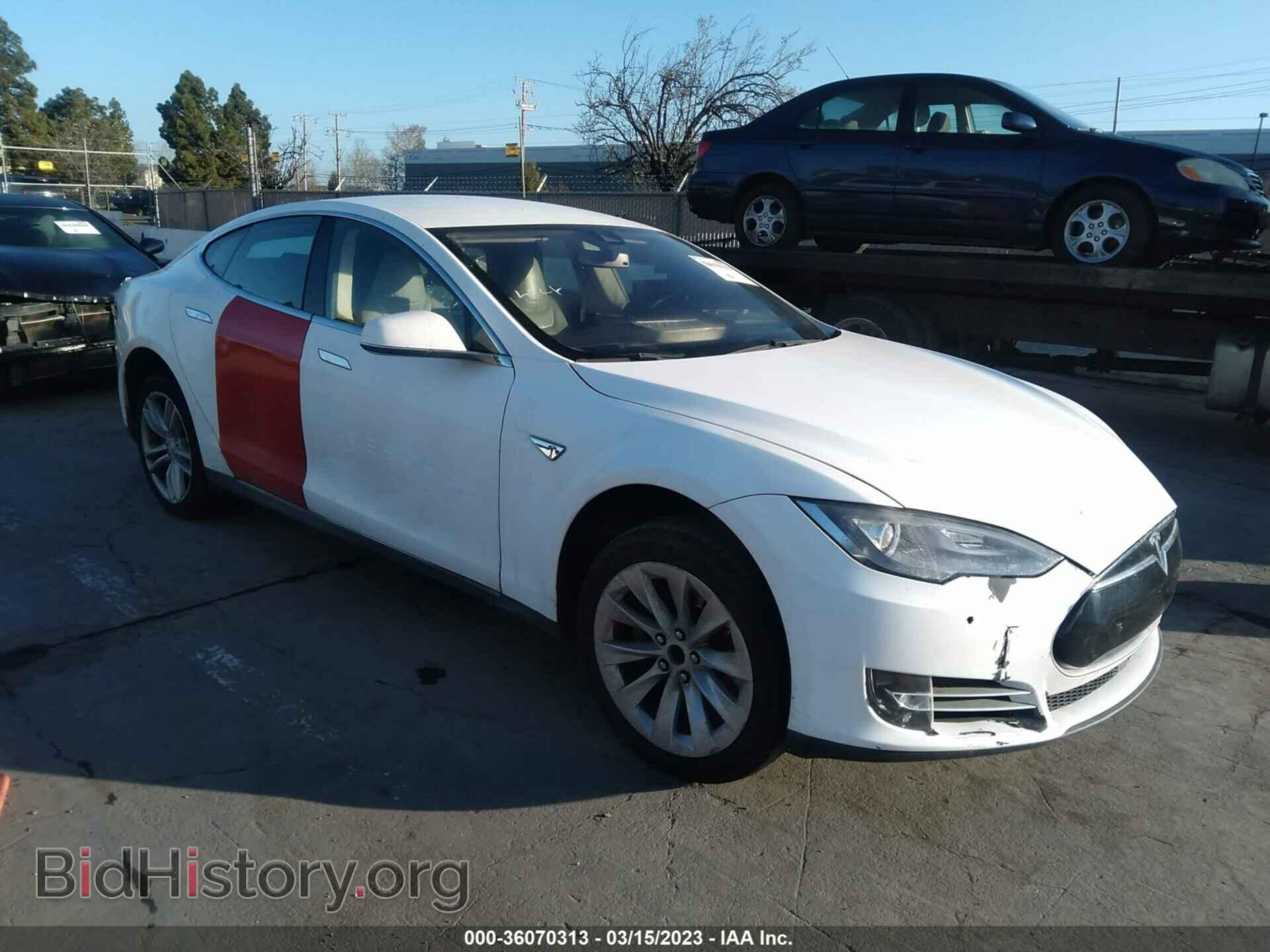 Фотография 5YJSA1H14EFP53788 - TESLA MODEL S 2014