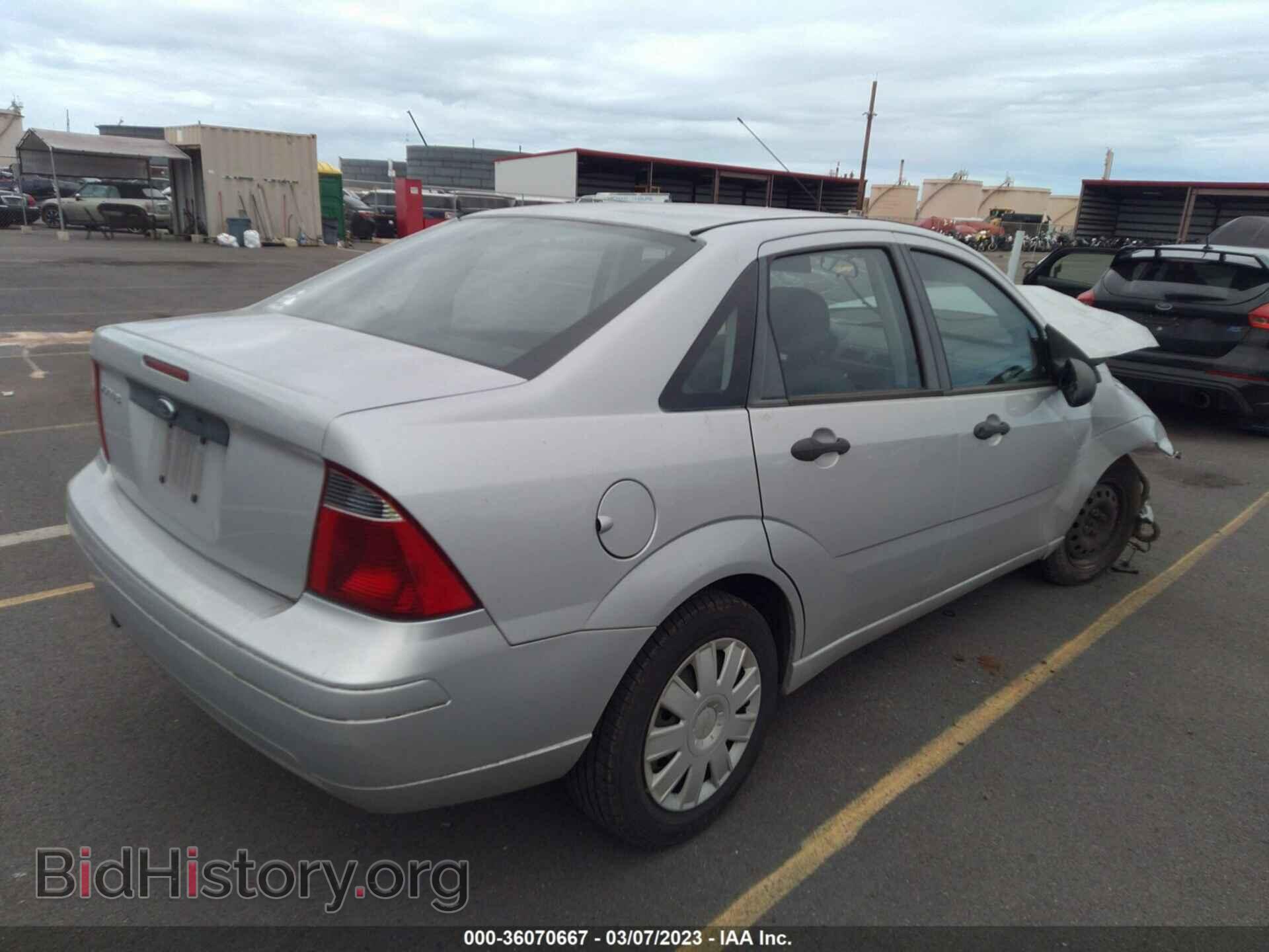 2007 FORD FOCUS - VIN: 1FAFP34N67W234315 - Фото 4