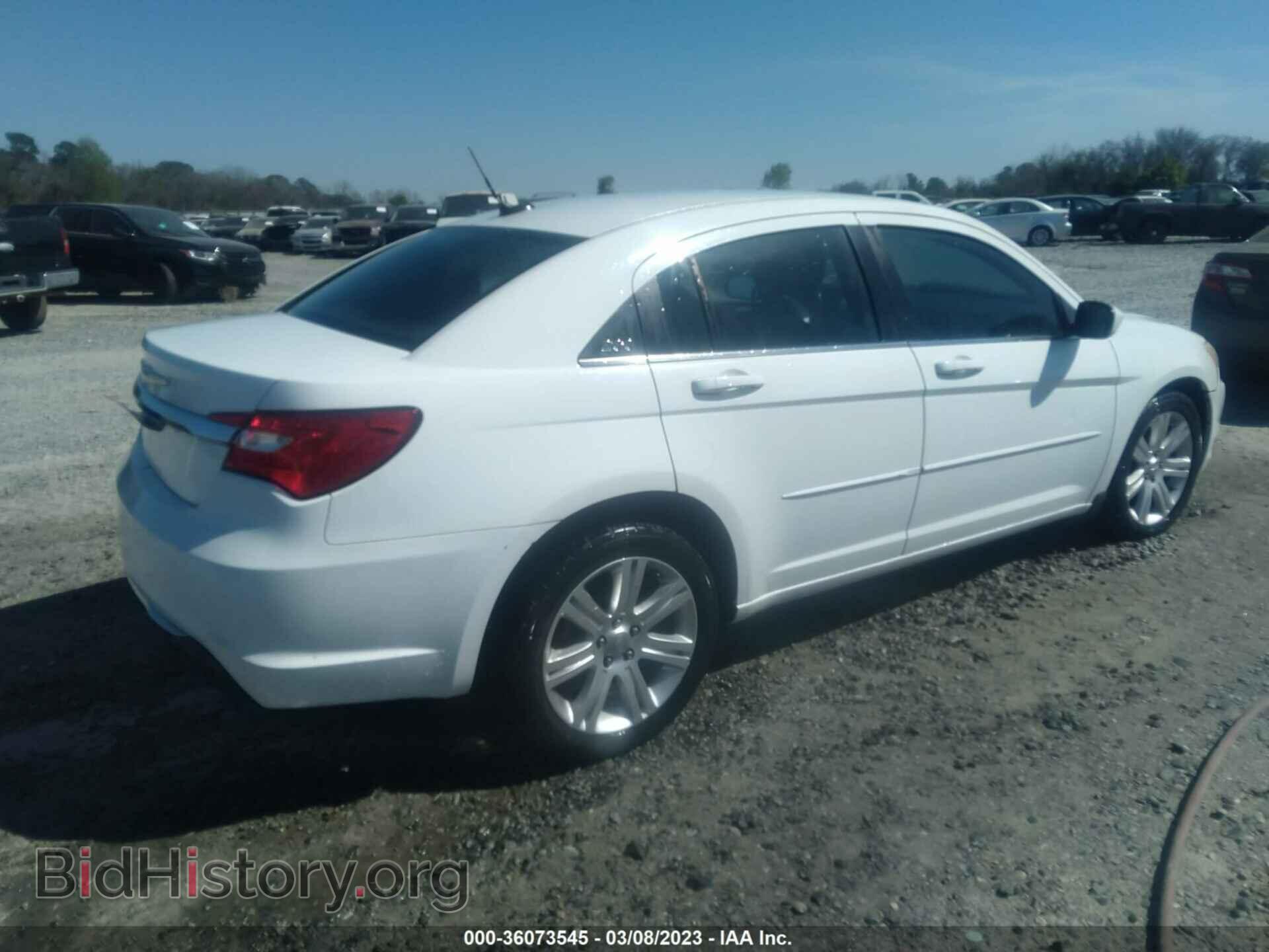 2013 CHRYSLER 200 - VIN: 1C3CCBBB9DN721851 - Фото 4