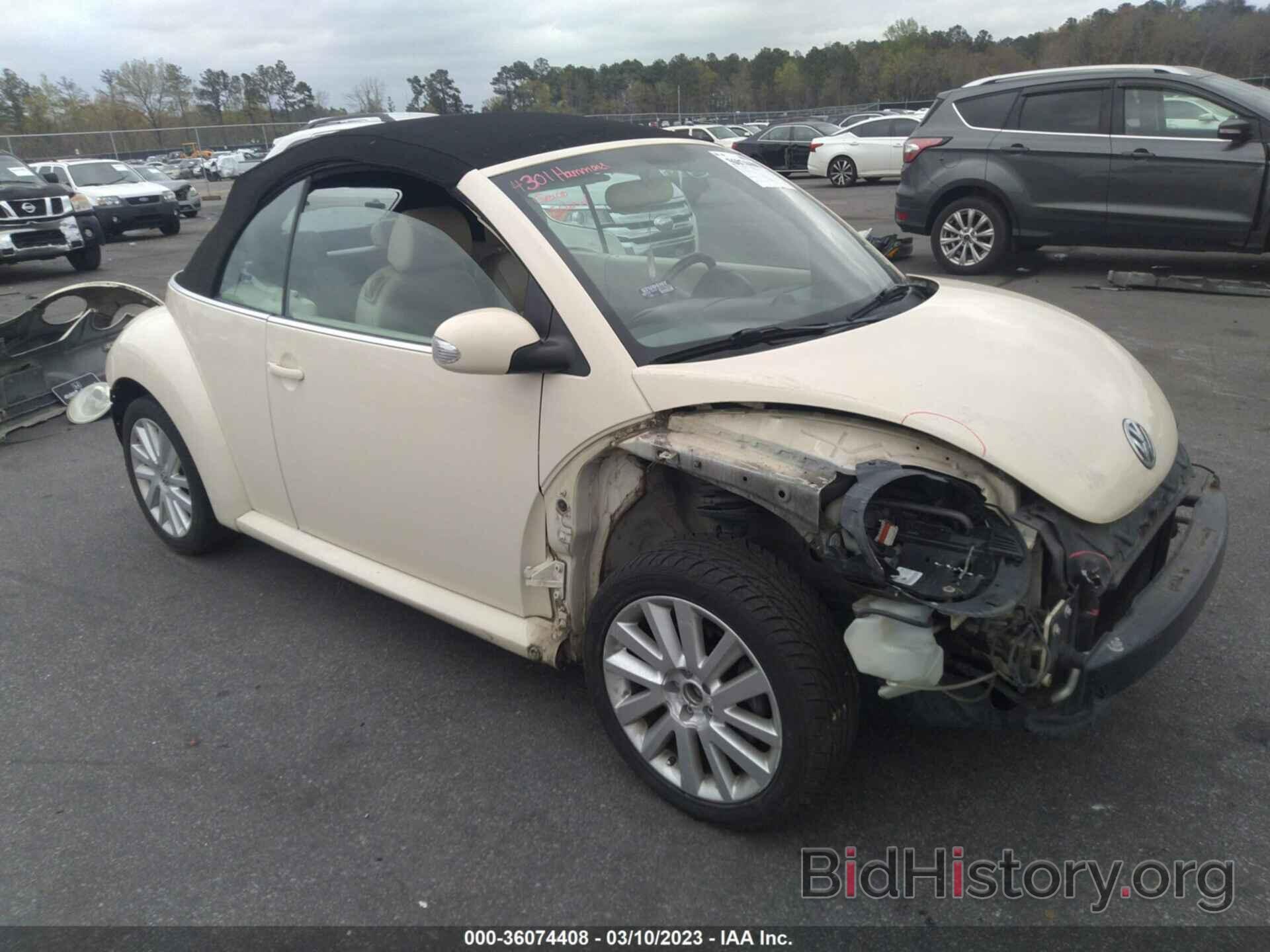 Photo 3VWRF31YX8M402528 - VOLKSWAGEN NEW BEETLE CONVERTIBLE 2008