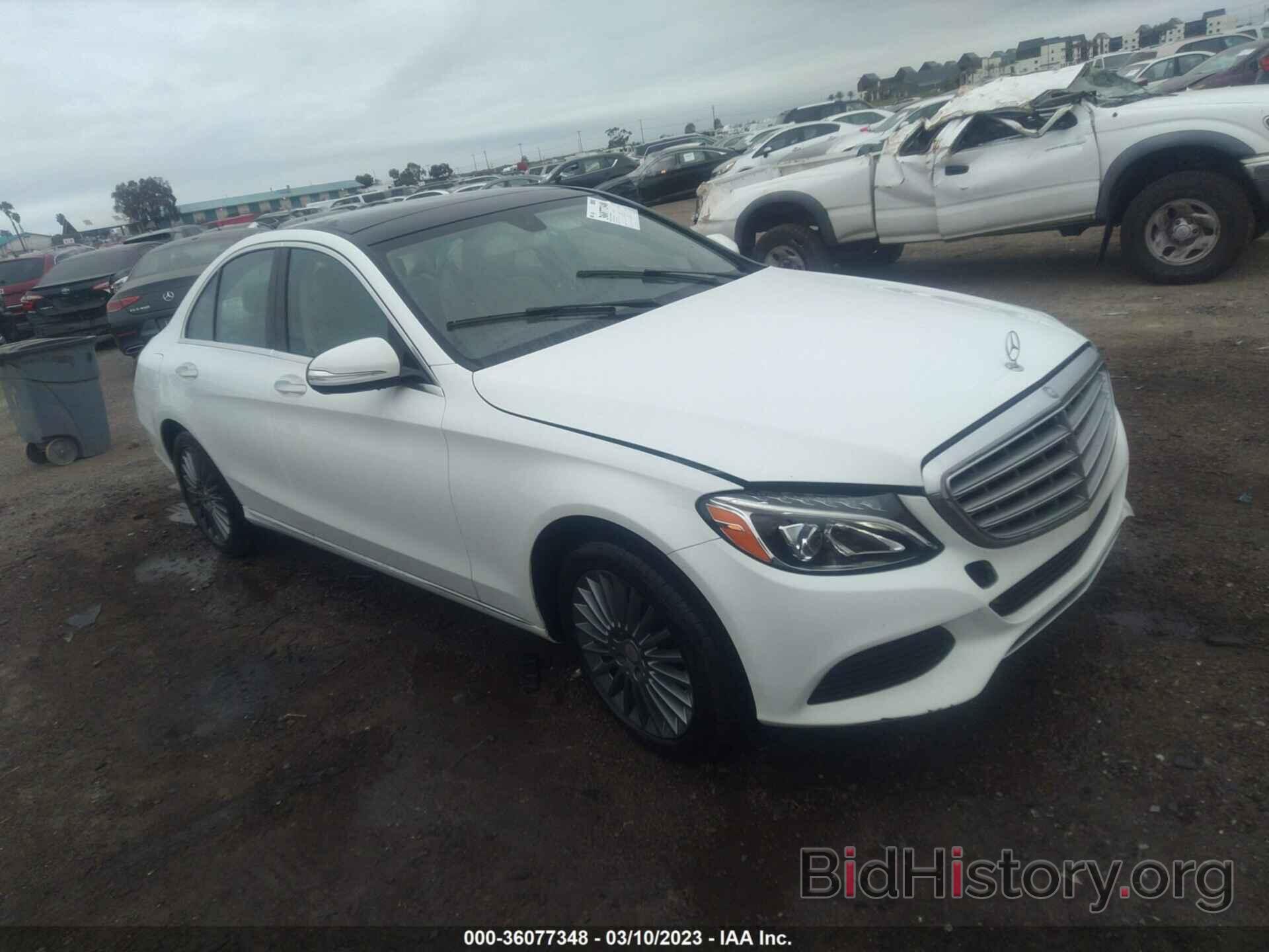 Photo 55SWF4JBXFU046895 - MERCEDES-BENZ C-CLASS 2015