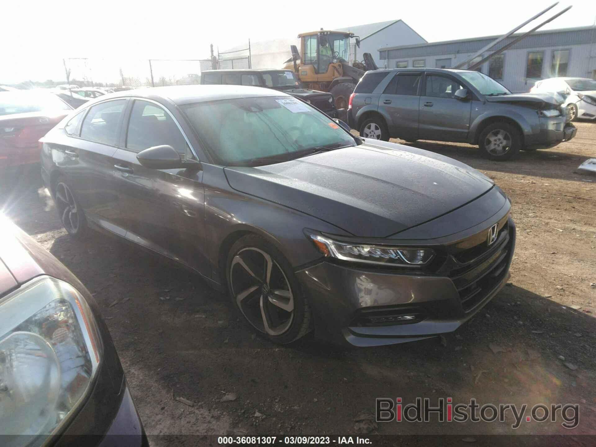 Photo 1HGCV1F33JA036204 - HONDA ACCORD SEDAN 2018