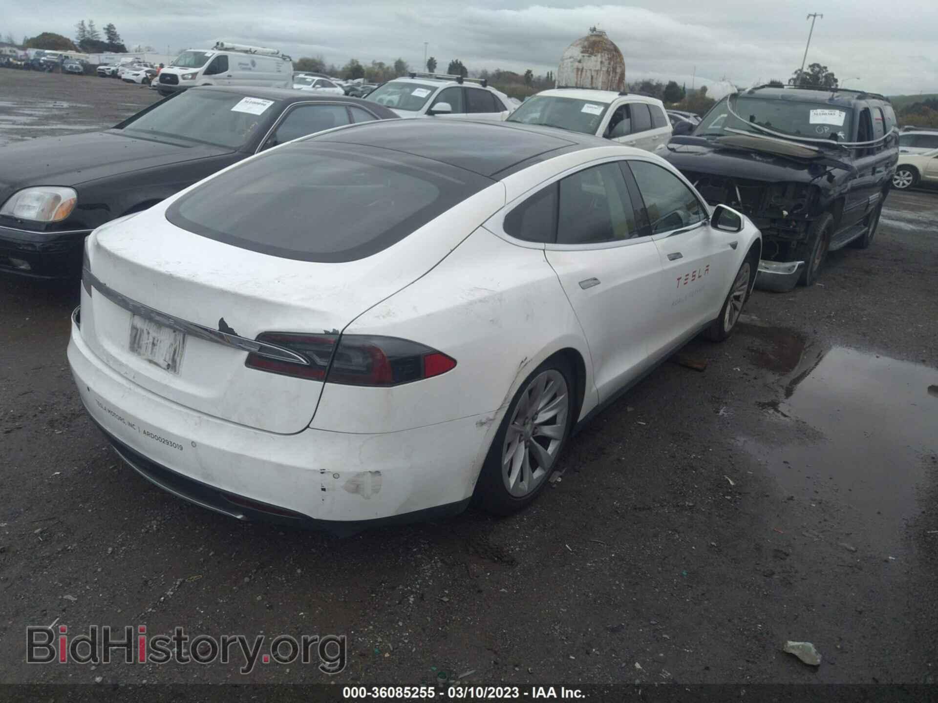 2013 TESLA MODEL S - VIN: 5YJSA1DN8DFP28982 - Photo 4