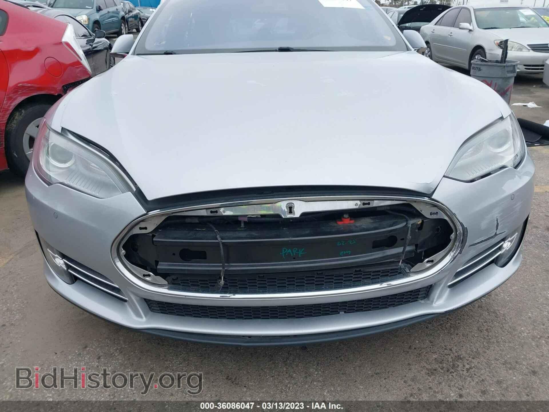 2014 TESLA MODEL S - VIN: 5YJSA1H11EFP51142 - Фото 6