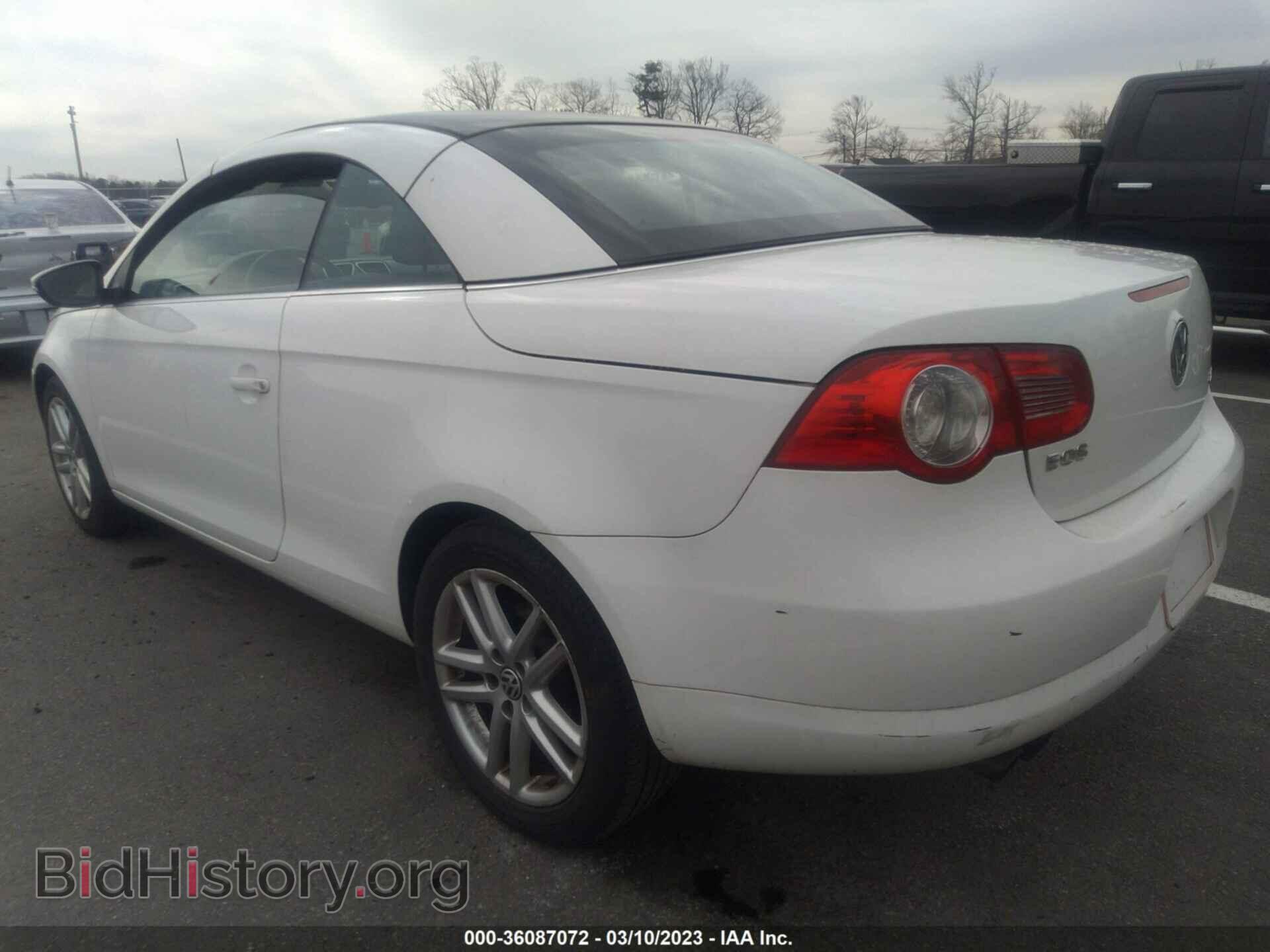 2009 VOLKSWAGEN EOS - VIN: WVWFA71F29V011634 - Фото 3