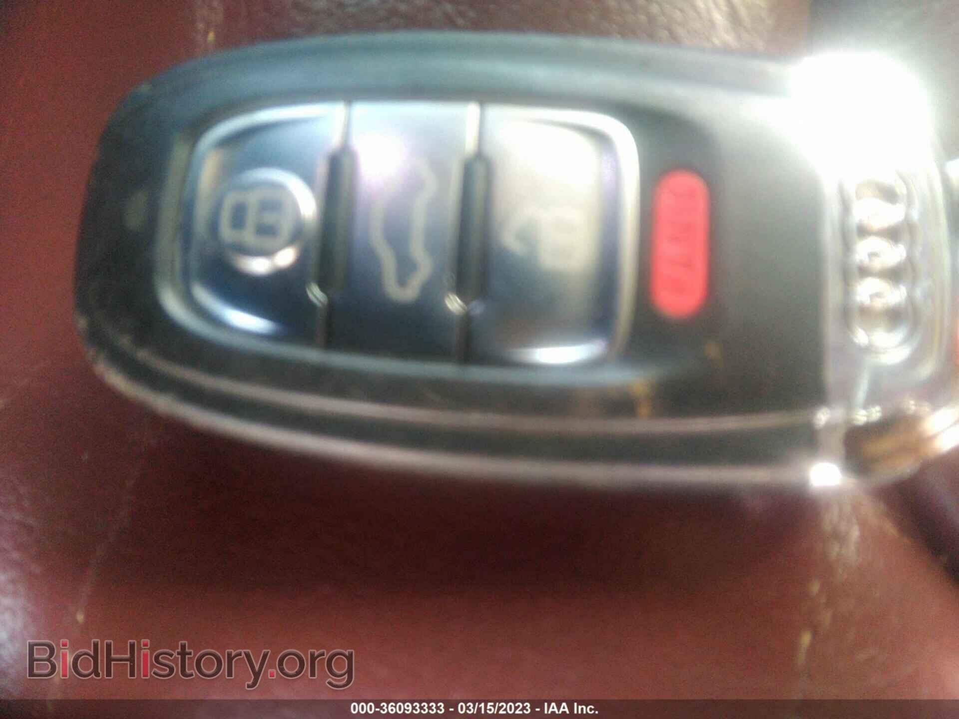 2010 AUDI A5 - VIN: WAUJFAFH3AN008696 - Фото 11