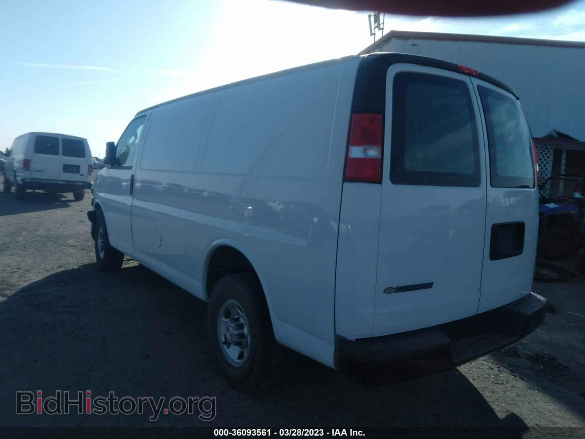2021 CHEVROLET EXPRESS CARGO - VIN: 1GCWGAFP9M1205705 - Фото 3