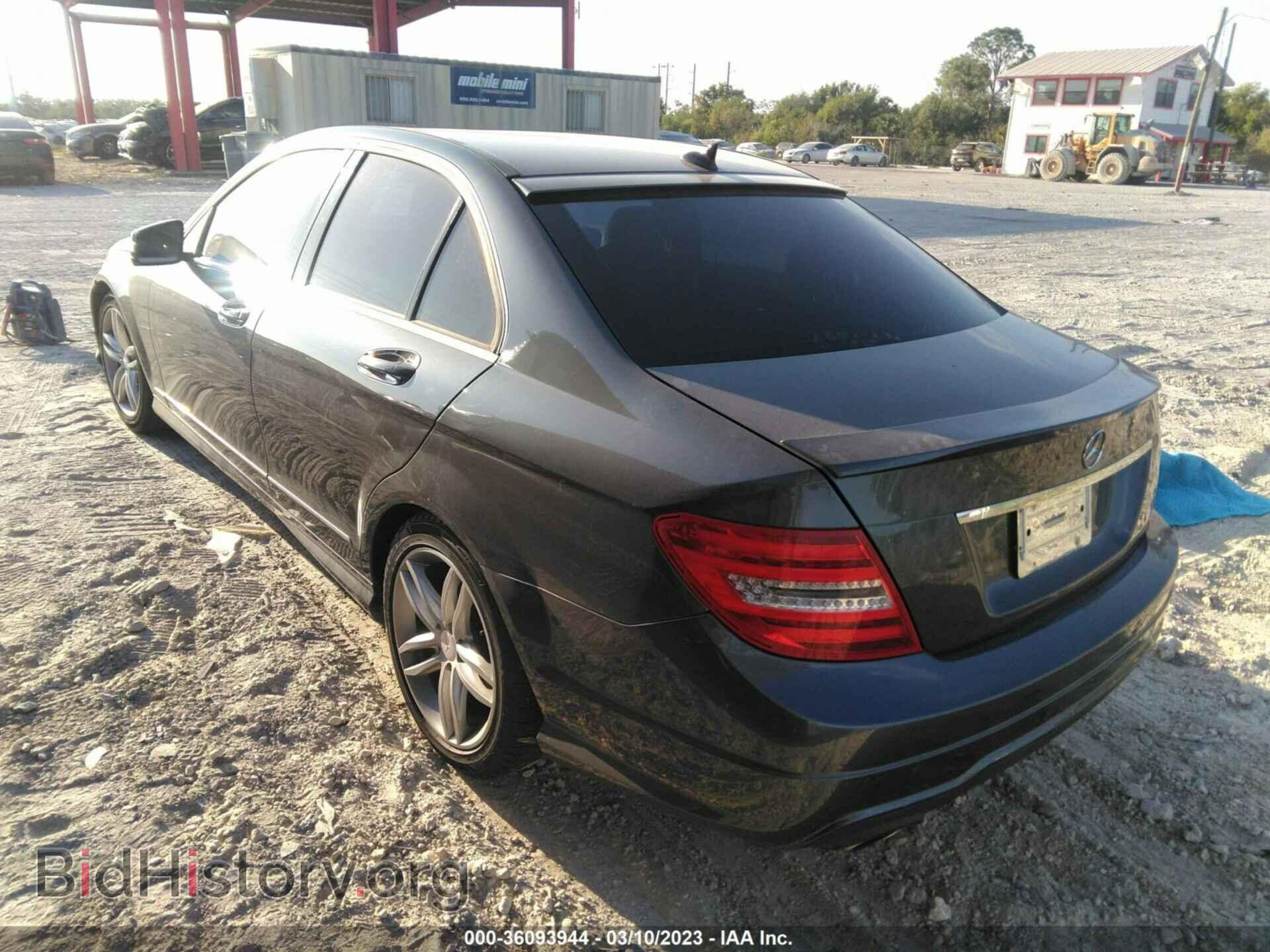2013 MERCEDES-BENZ C-CLASS - VIN: WDDGF8AB4DA814573 - Фото 3