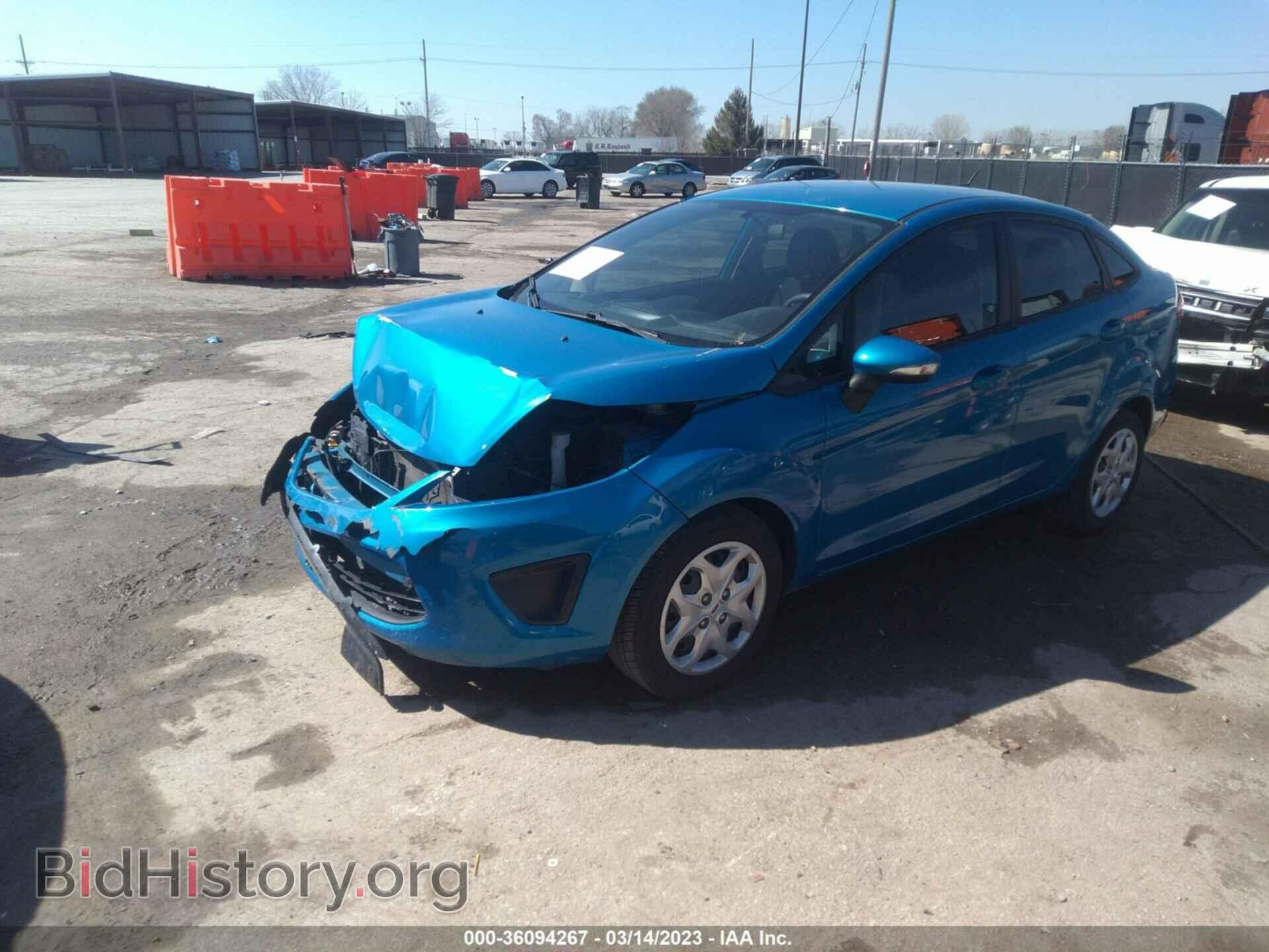2013 FORD FIESTA - VIN: 3FADP4BJ3DM186233 - Фото 2