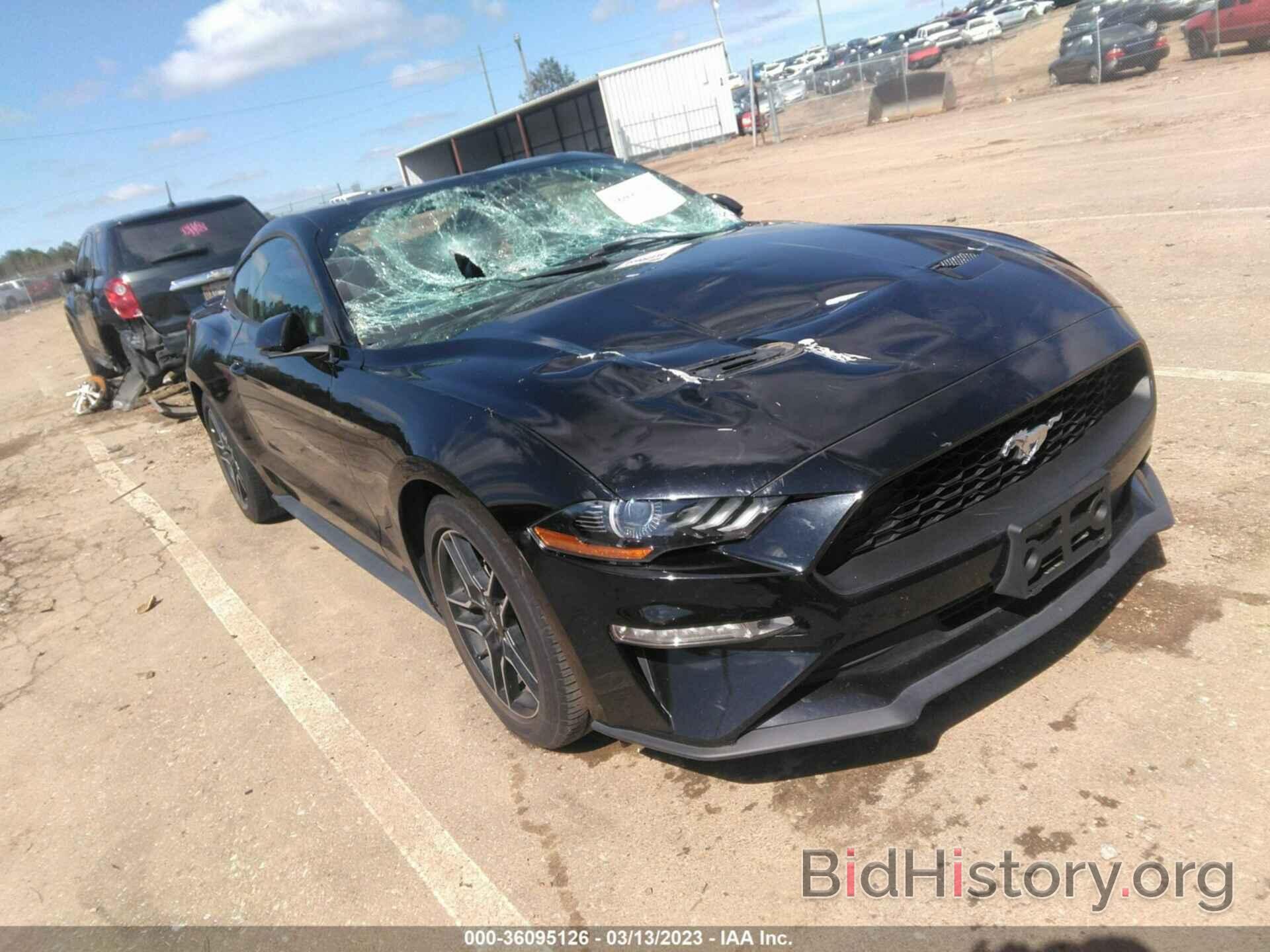 Photo 1FA6P8TH0J5167877 - FORD MUSTANG 2018