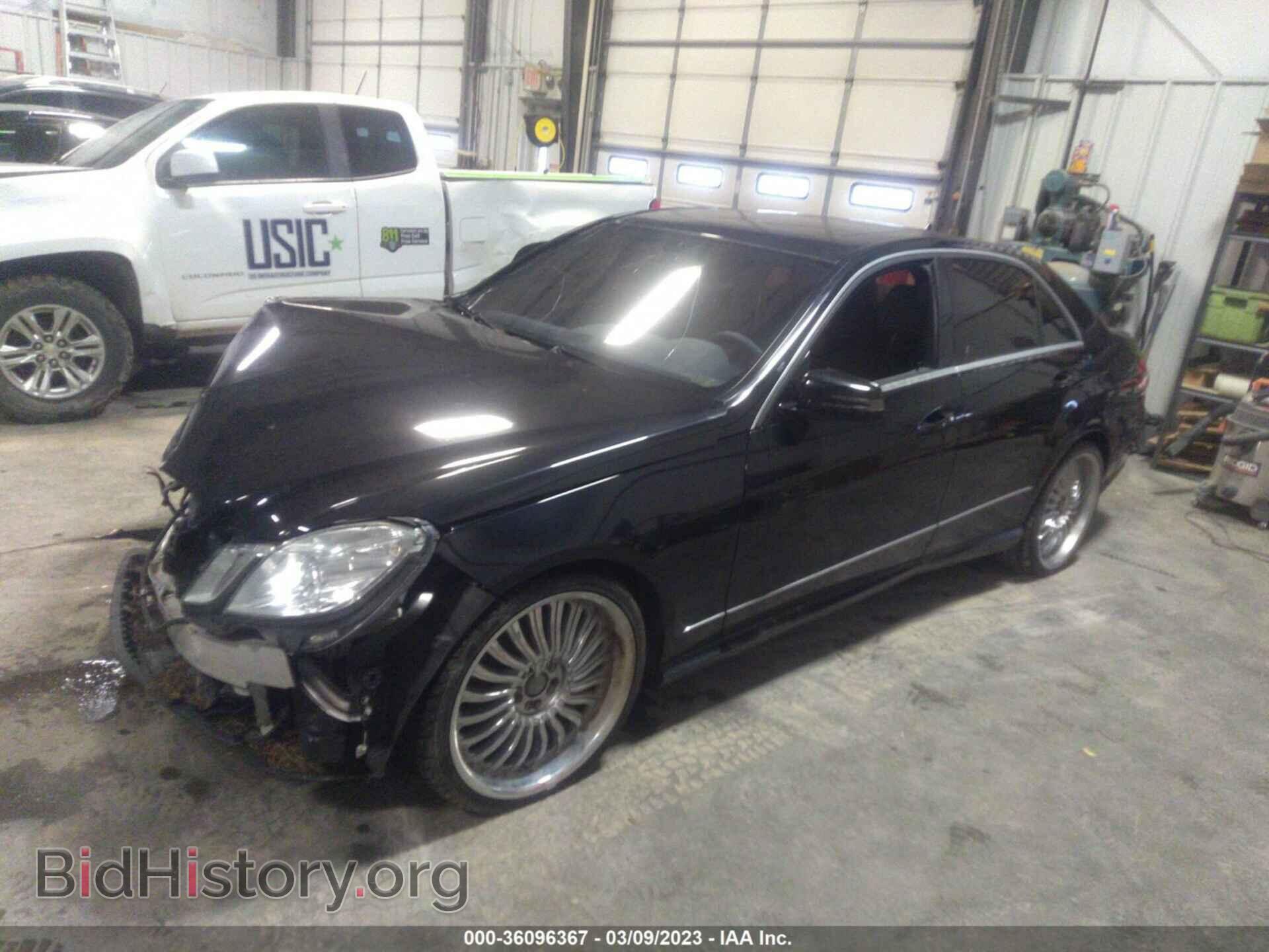 2011 MERCEDES-BENZ E-CLASS - VIN: WDDHF8HB8BA452206 - Фото 2