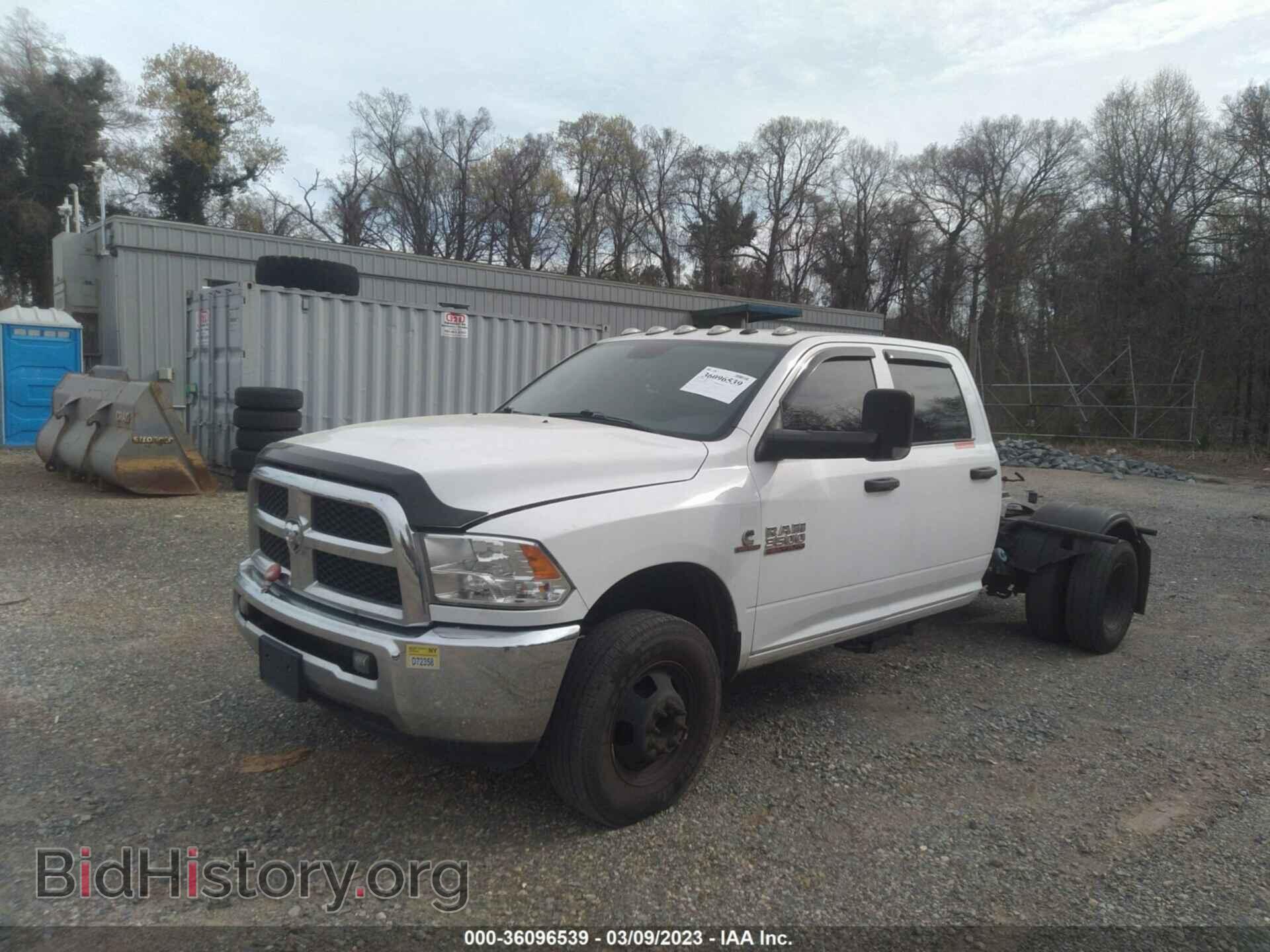 2018 RAM 3500 CHASSIS CAB - VIN: 3C7WRTCL4JG386106 - Фото 2
