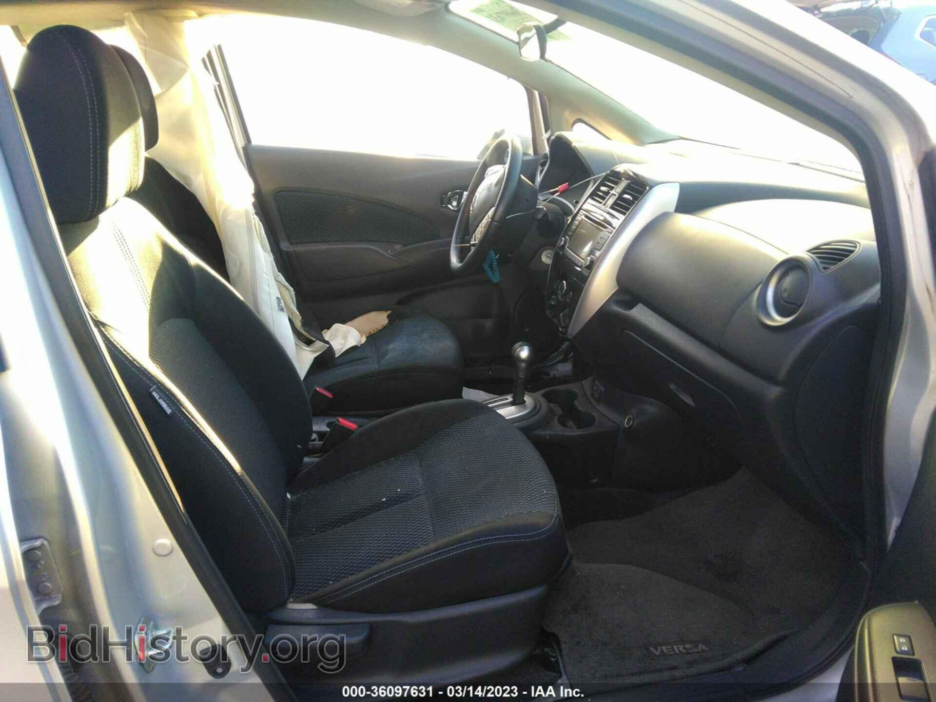 2018 NISSAN VERSA NOTE - VIN: 3N1CE2CP4JL359569 - Фото 5