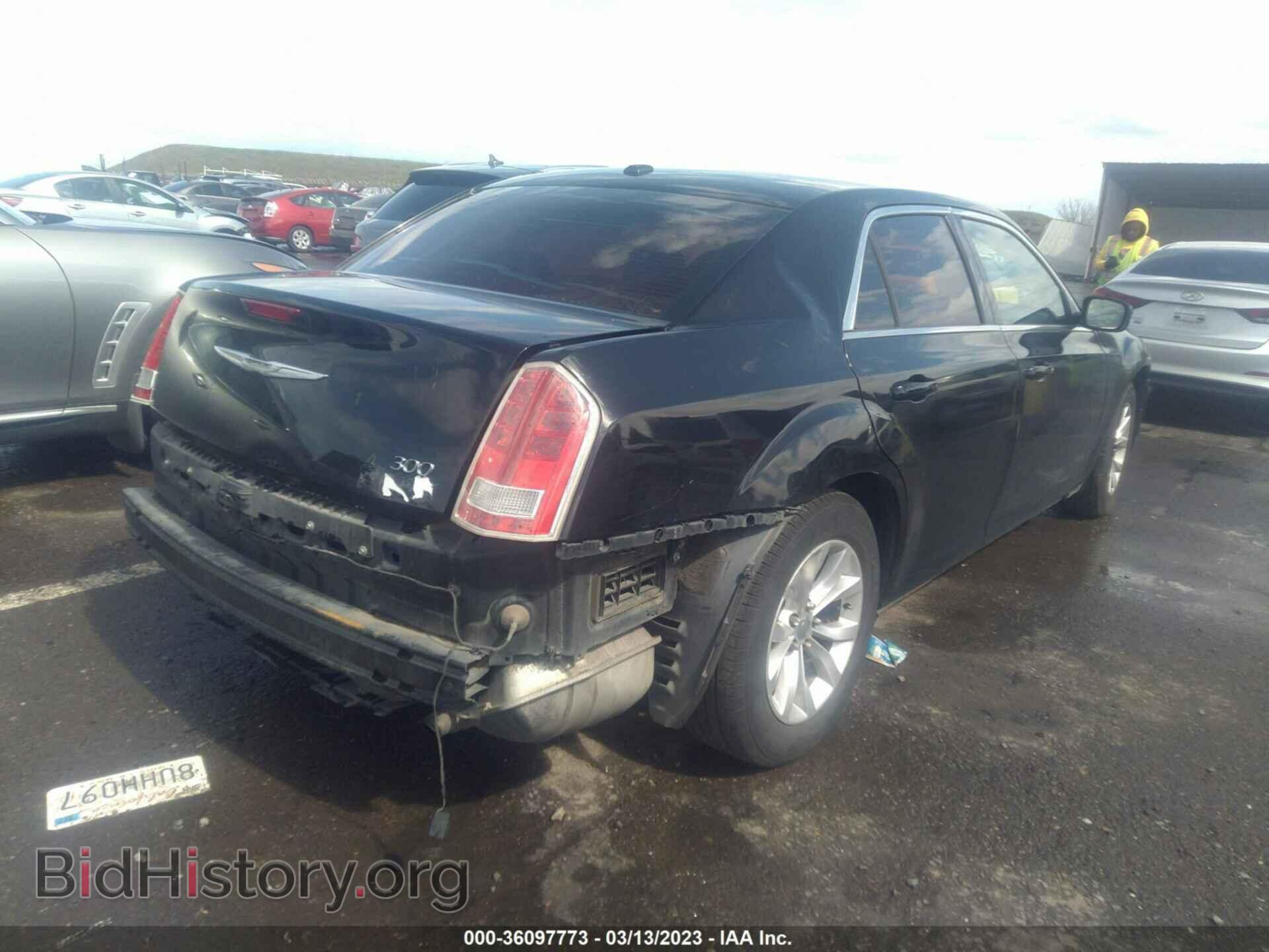 2013 CHRYSLER 300 - VIN: 2C3CCAAG1DH588258 - Photo 4