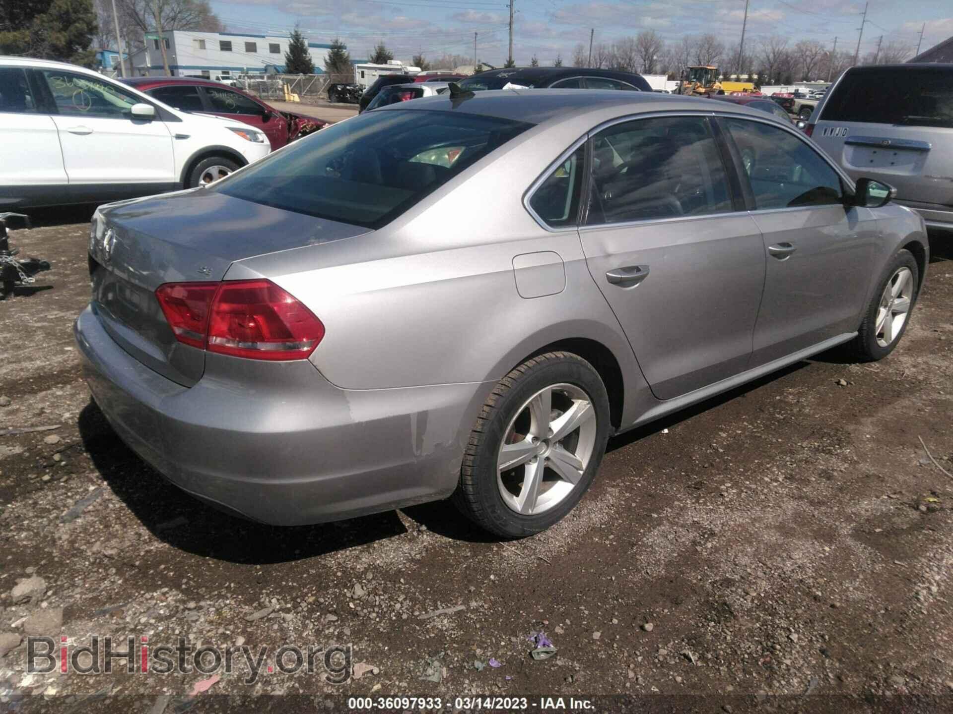 2012 VOLKSWAGEN PASSAT - VIN: 1VWBP7A34CC015848 - Photo 4