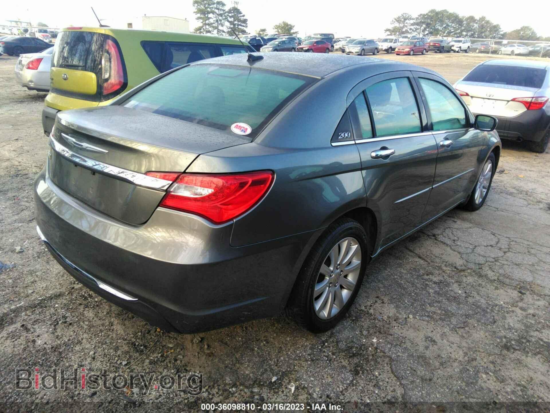 2013 CHRYSLER 200 - VIN: 1C3CCBCG4DN559105 - Photo 4