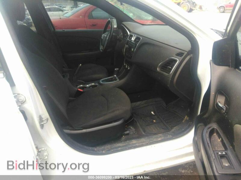 2011 Chrysler 200 (VIN 1C3BC1FG1BN547248) — фото 5 из 12