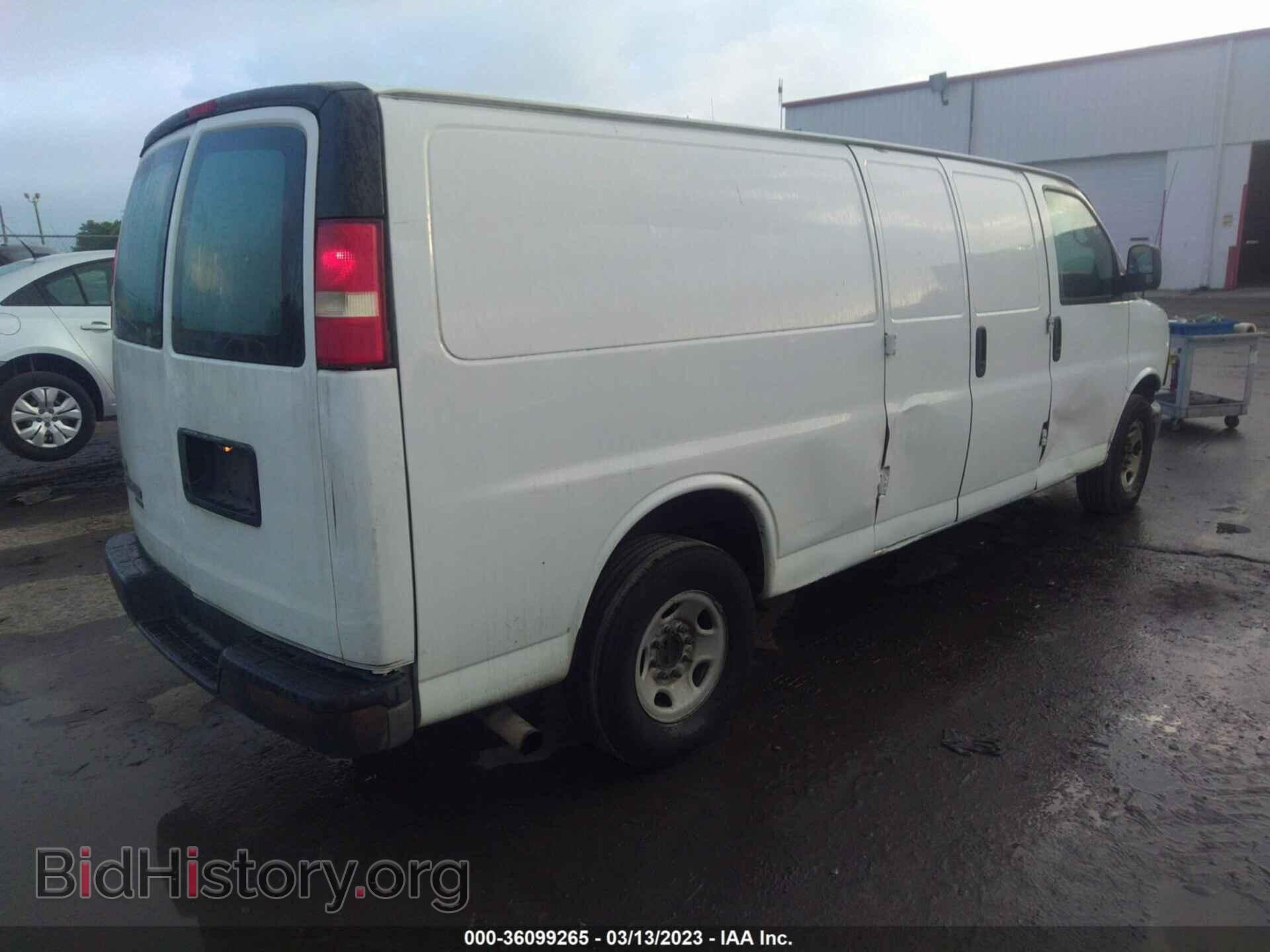 2012 CHEVROLET EXPRESS CARGO VAN - VIN: 1GCWGGFA4C1109591 - Фото 4