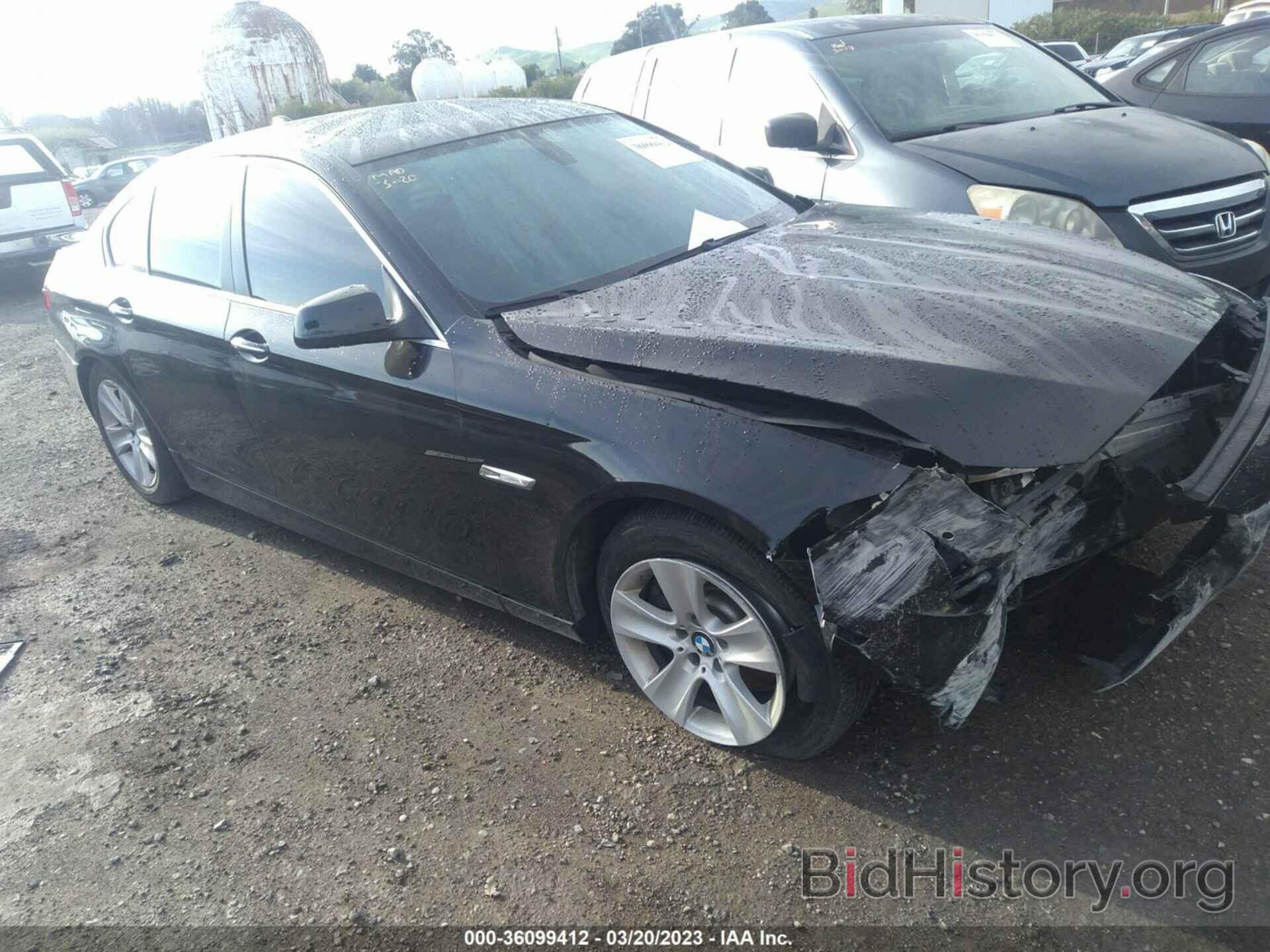 Photo WBAFR1C50BC748890 - BMW 5 SERIES 2011