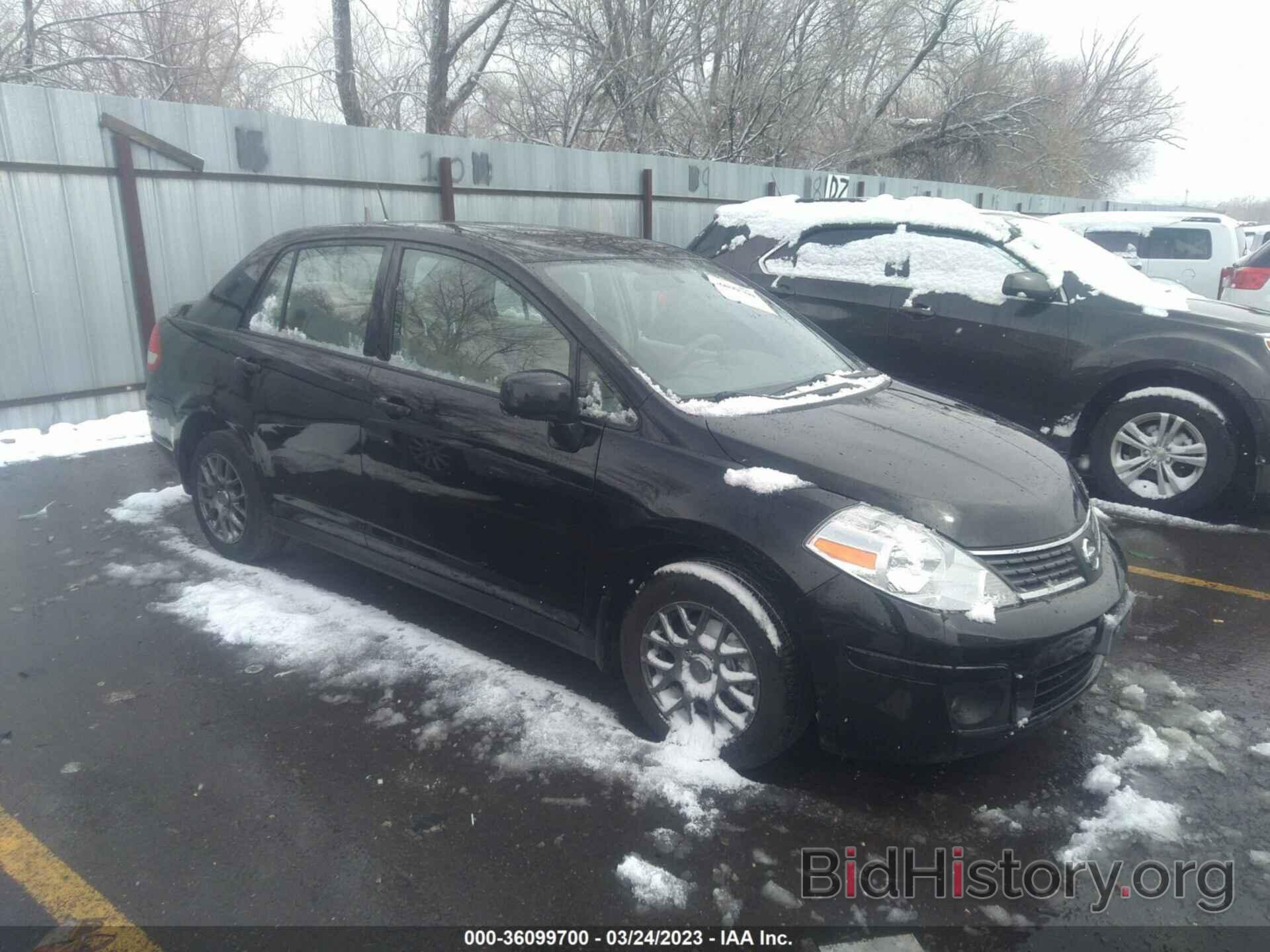 Photo 3N1BC11E29L398864 - NISSAN VERSA 2009