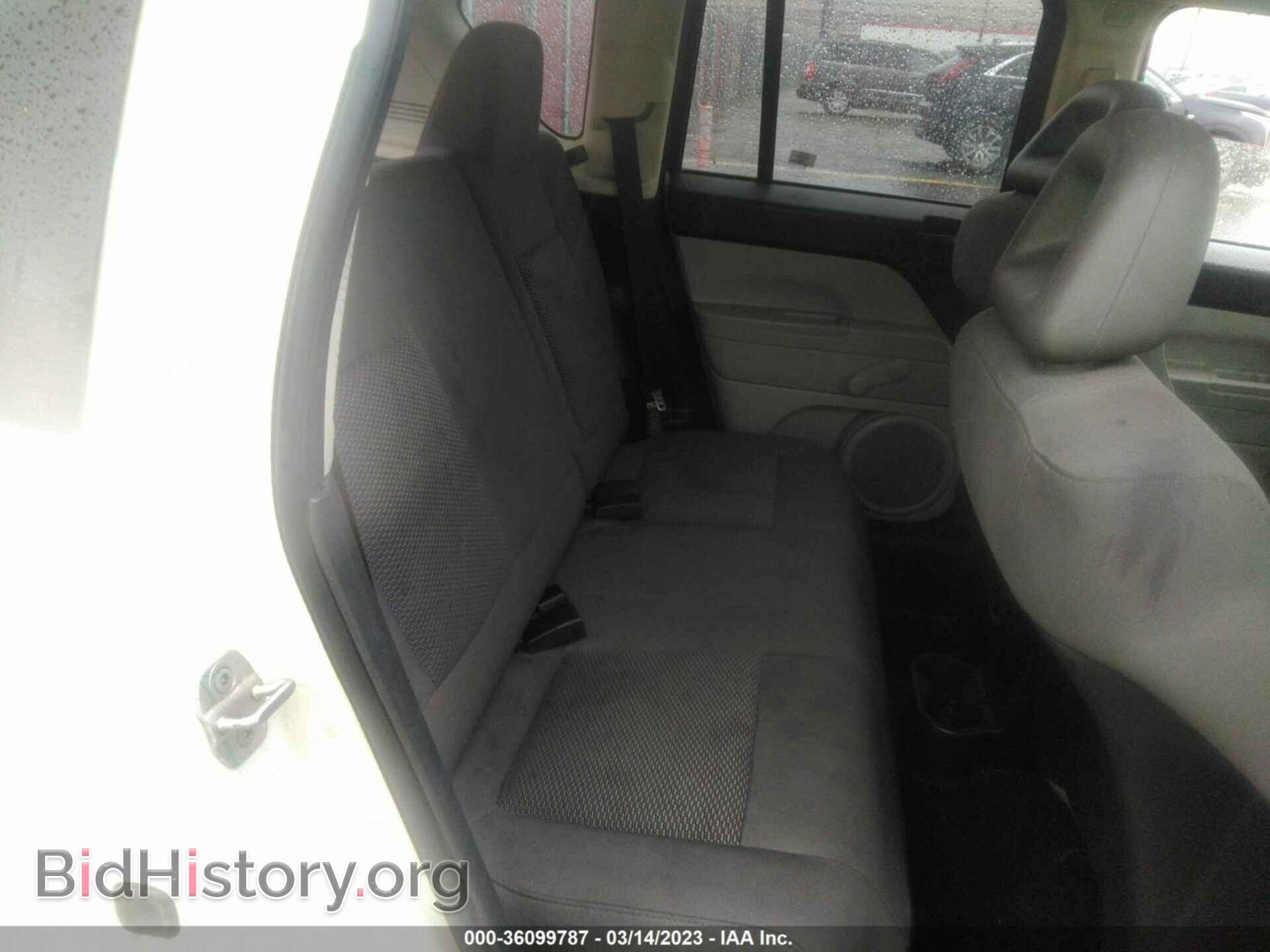 2007 JEEP COMPASS - VIN: 1J8FT47087D386127 - Фото 8