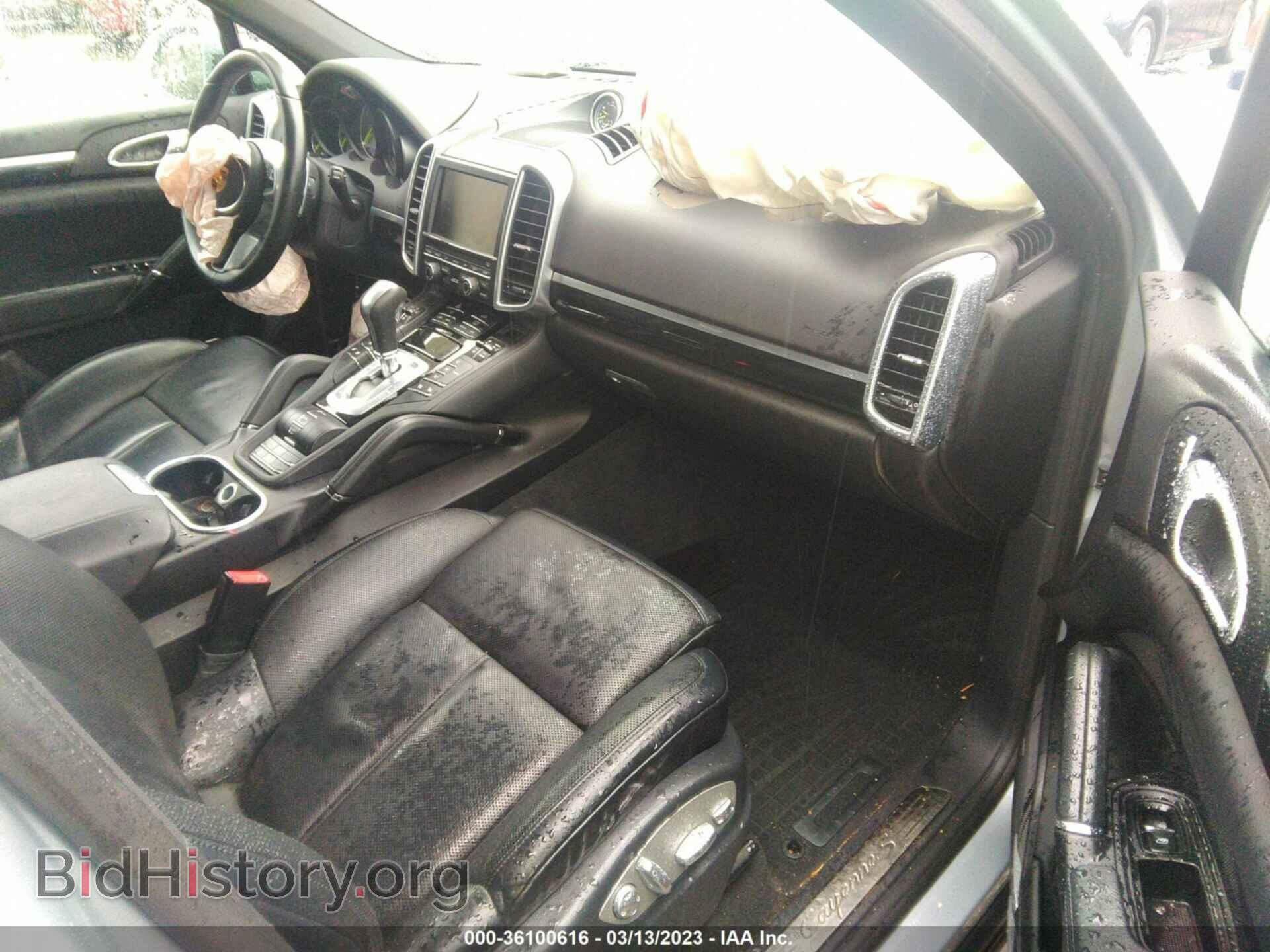 2016 PORSCHE CAYENNE - VIN: WP1AE2A29GLA17145 - Фото 5