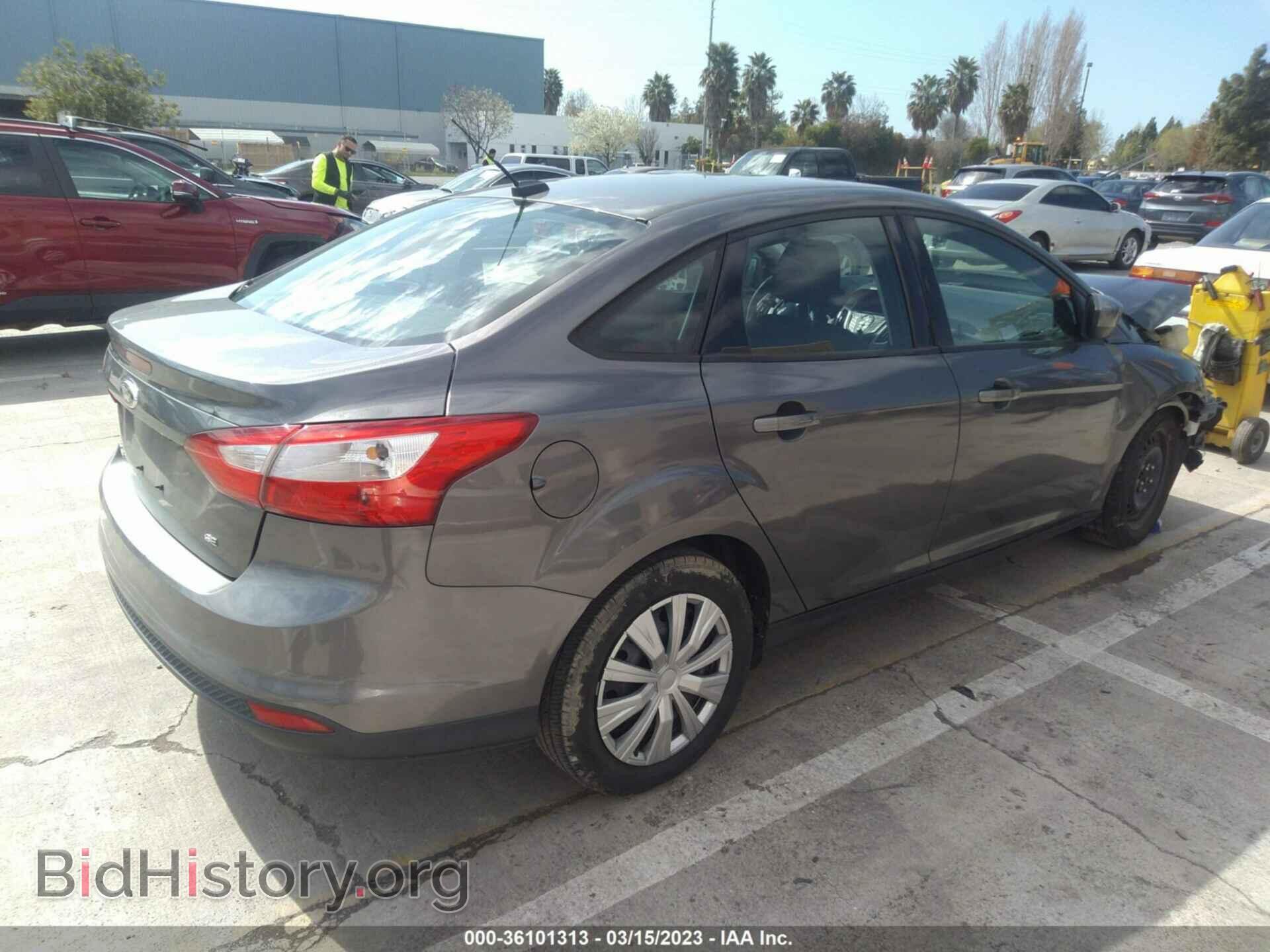 2012 FORD FOCUS - VIN: 1FAHP3F20CL306729 - Photo 4
