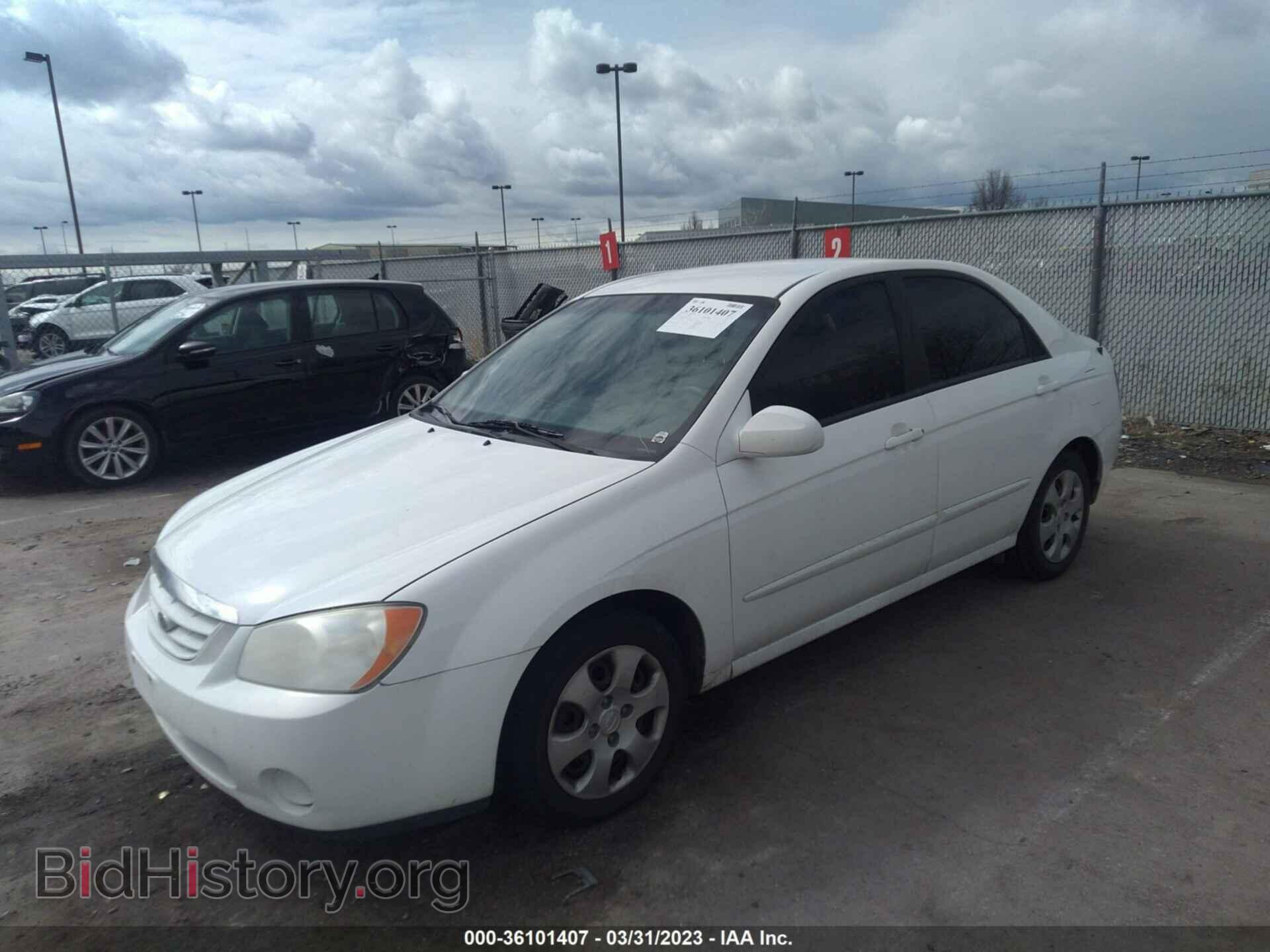 2006 KIA SPECTRA - VIN: KNAFE121465347301 - Фото 2