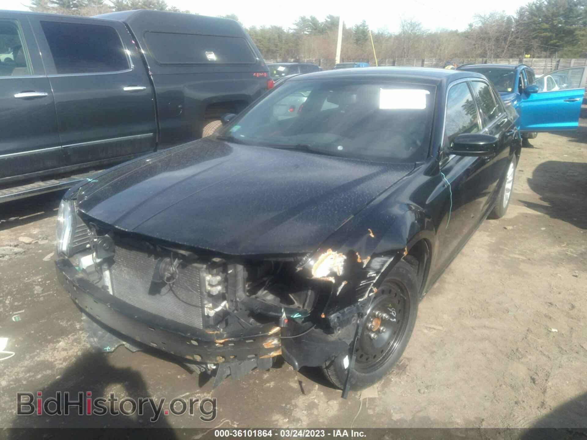 2013 CHRYSLER 300 - VIN: 2C3CCAAG5DH506922 - Фото 2