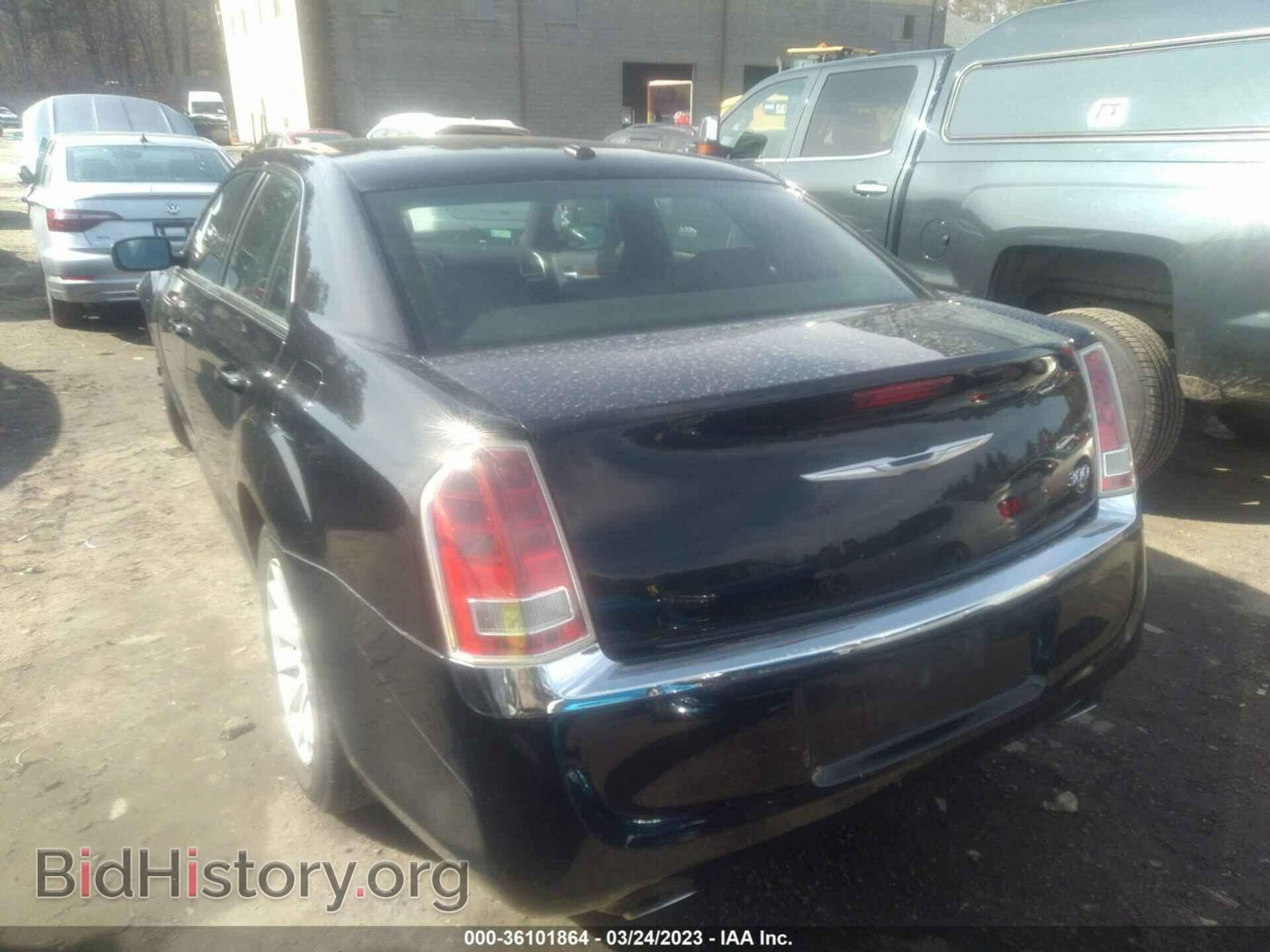 2013 CHRYSLER 300 - VIN: 2C3CCAAG5DH506922 - Фото 3