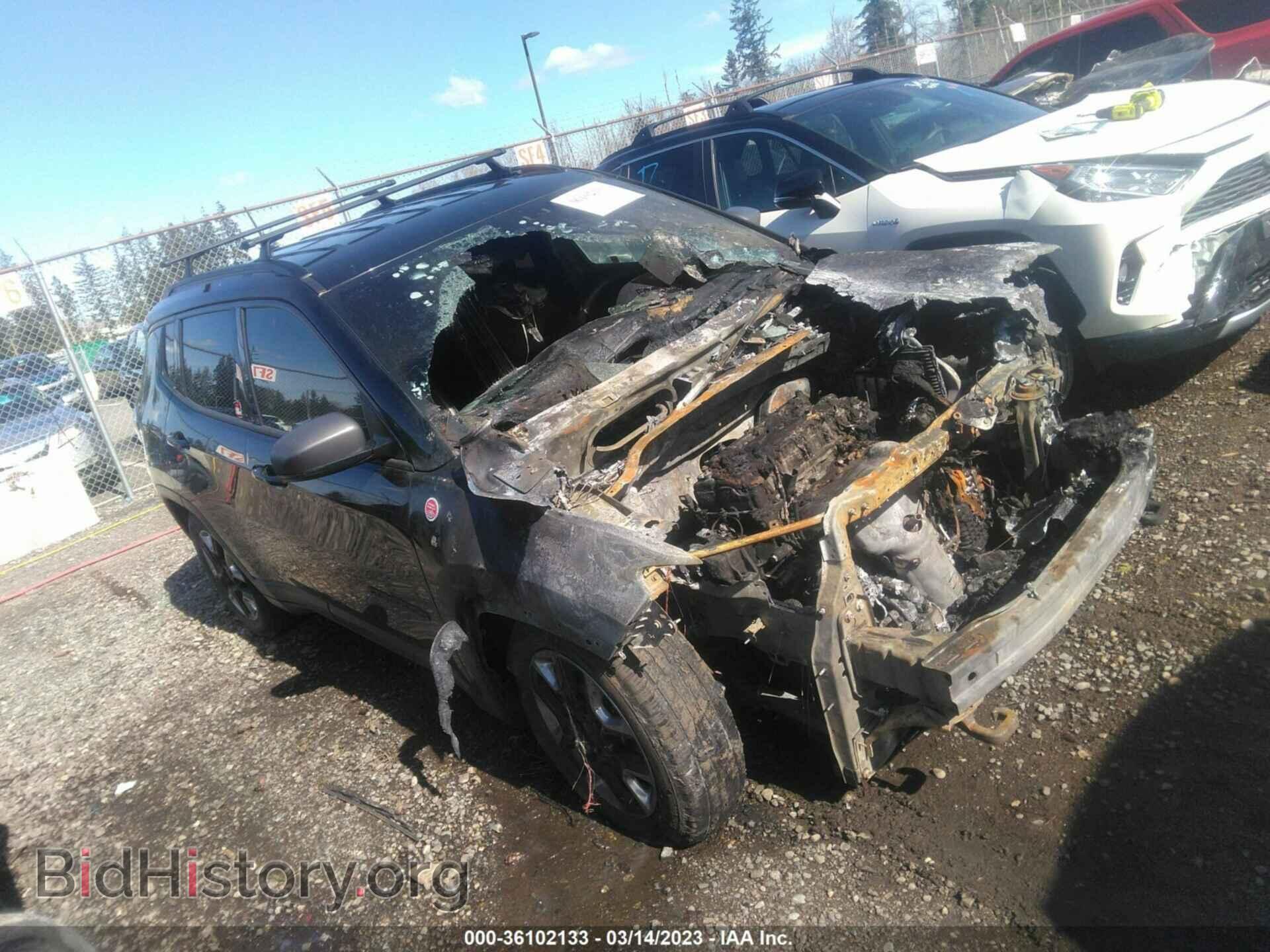Фотография 3C4NJDDB6JT315380 - JEEP COMPASS 2018