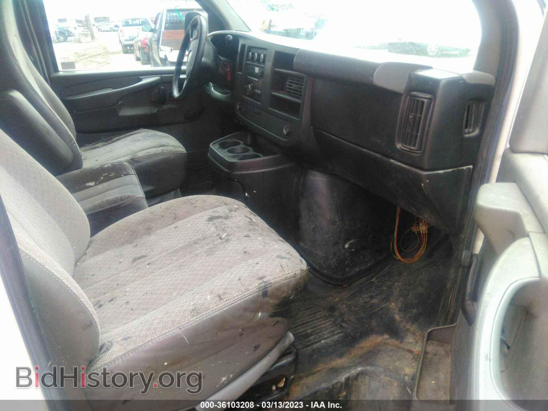 2011 CHEVROLET EXPRESS CARGO VAN - VIN: 1GCSGAFX5B1187697 - Photo 5