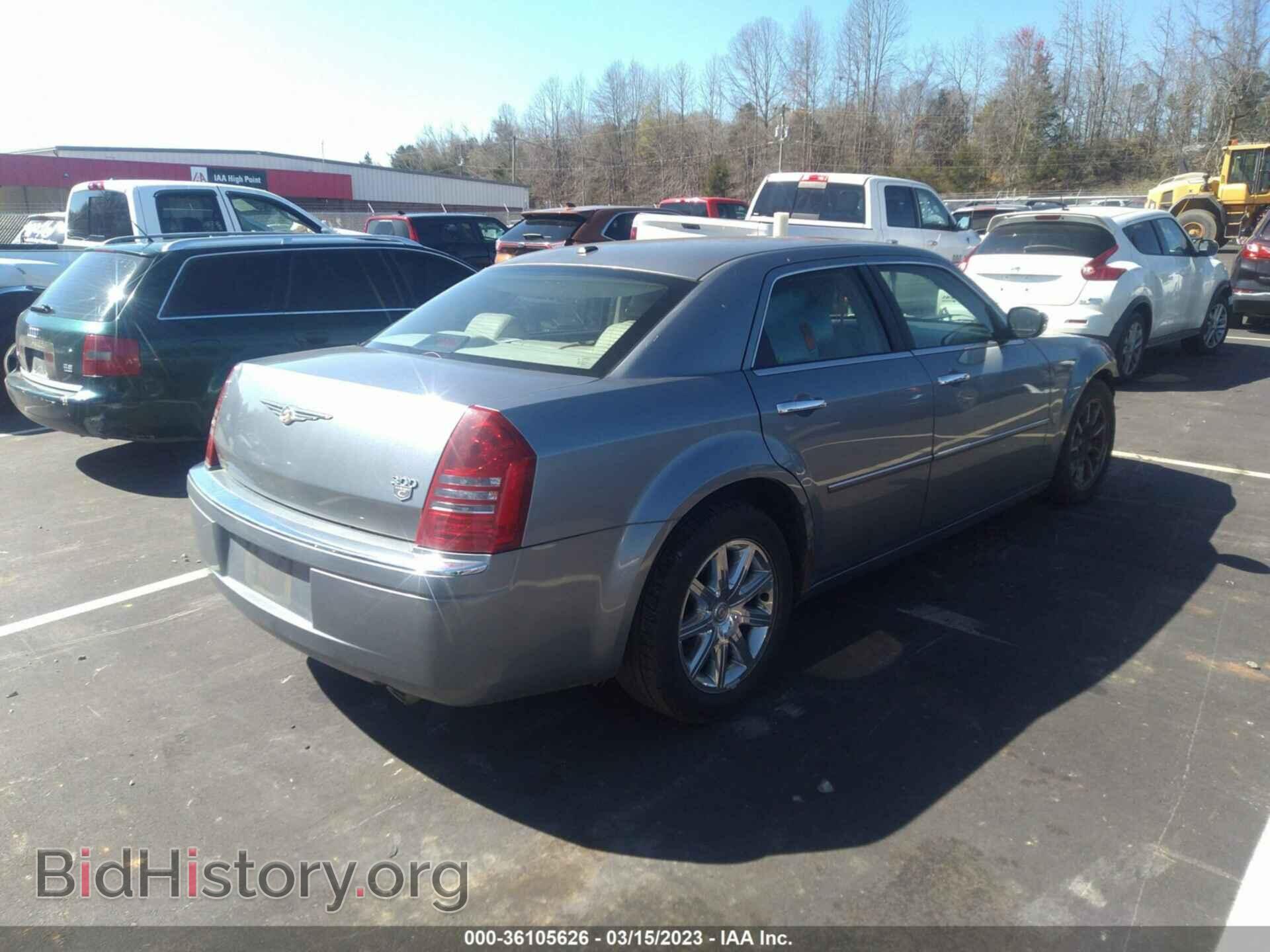 2007 CHRYSLER 300 - VIN: 2C3KA63H17H897673 - Фото 4